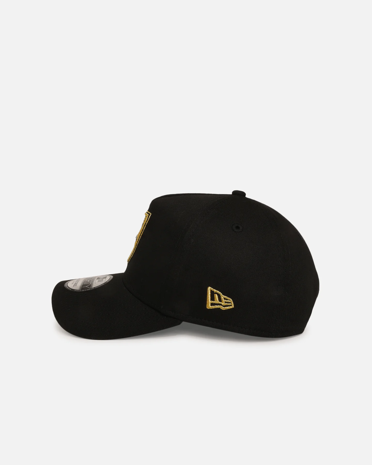New Era Sydney FC 'A-League Exculsive' 9FORTY A-Frame Snapback Black/Gold - Image 4