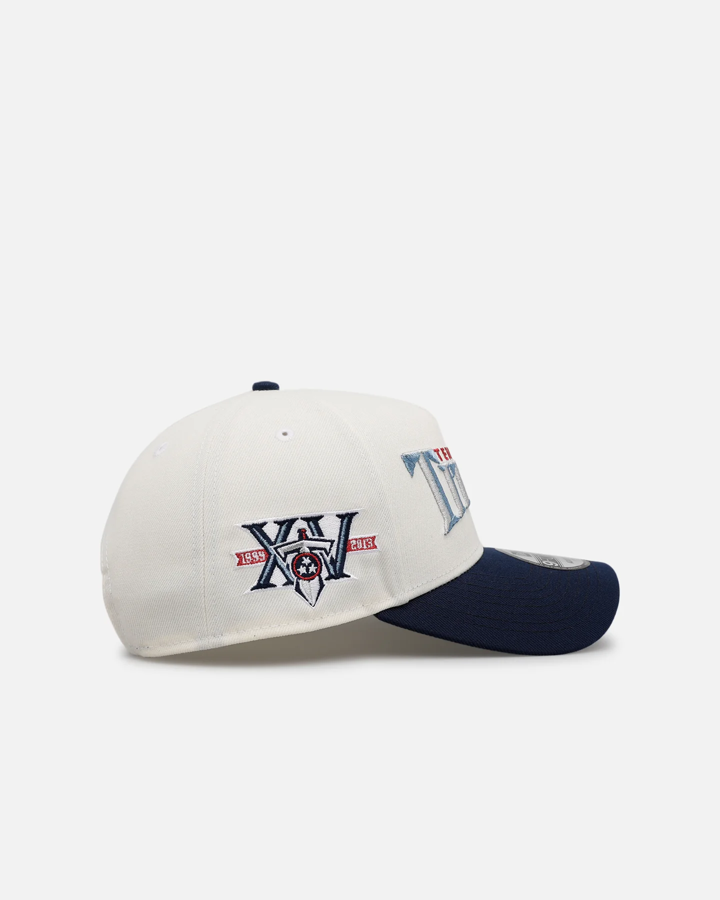 New Era Tennessee Titans 'Chrome Metallic Wordmark' 9FORTY A-Frame Snapback Chrome - Image 3