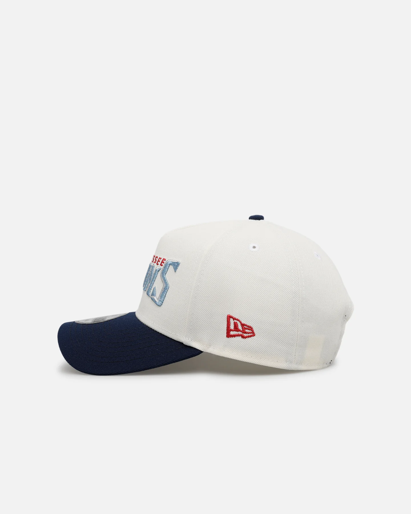 New Era Tennessee Titans 'Chrome Metallic Wordmark' 9FORTY A-Frame Snapback Chrome - Image 4