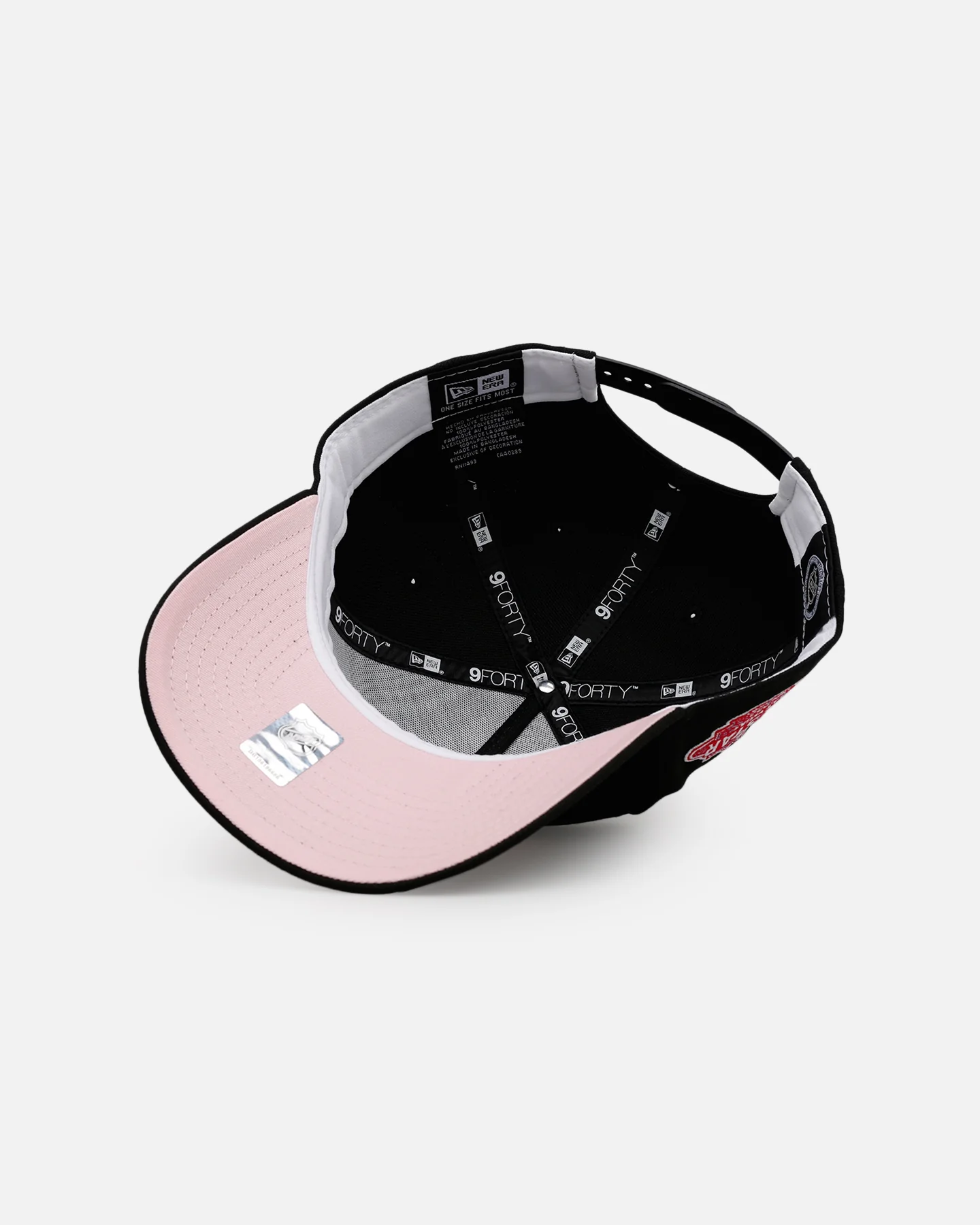New Era Vegas Golden Knights 'Black And Pink' 9FORTY A-Frame Snapback Black/Pink - Image 6