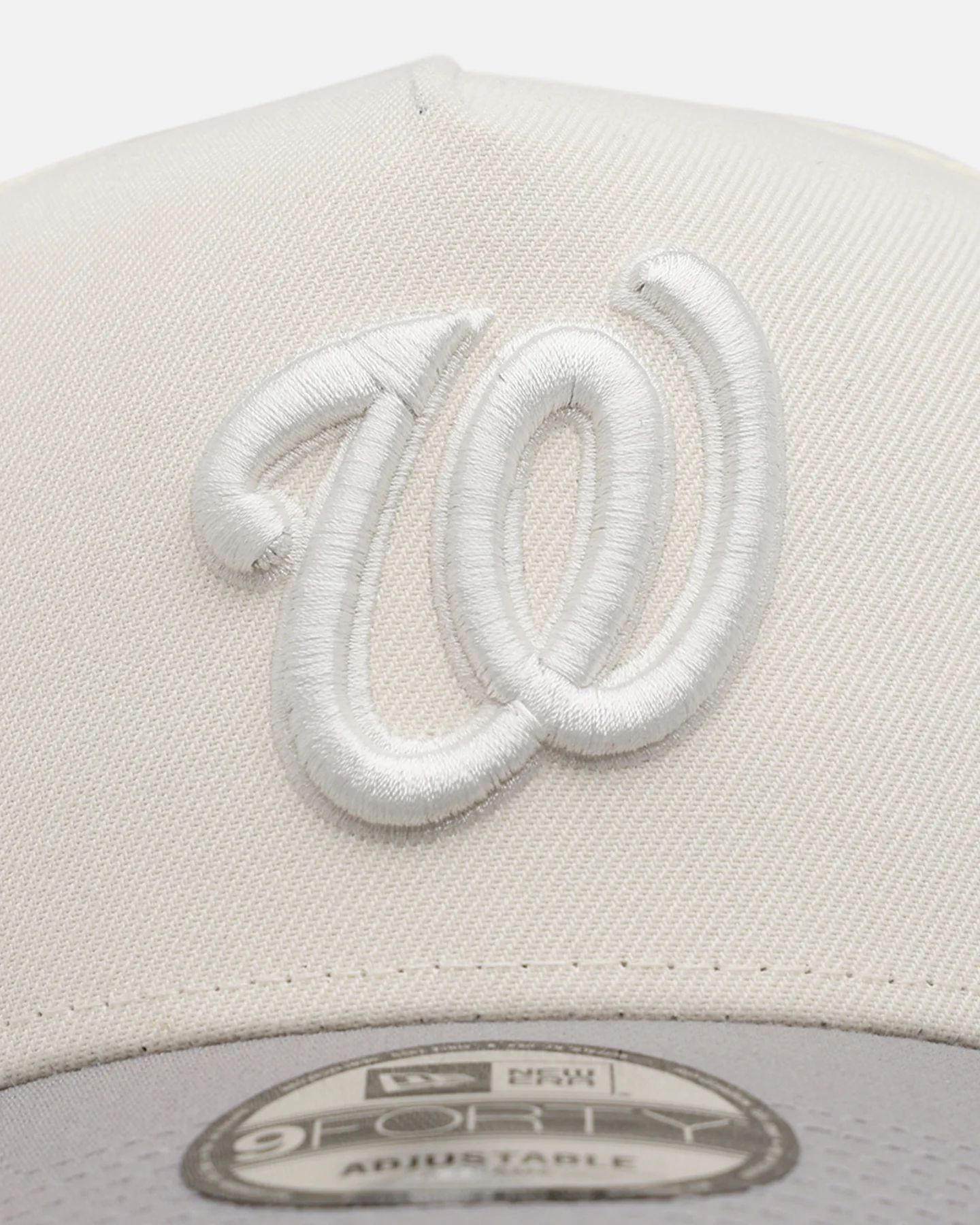 New Era Washington Nationals 'Too Clean' 9FORTY A-Frame Snapback Chrome - Image 5