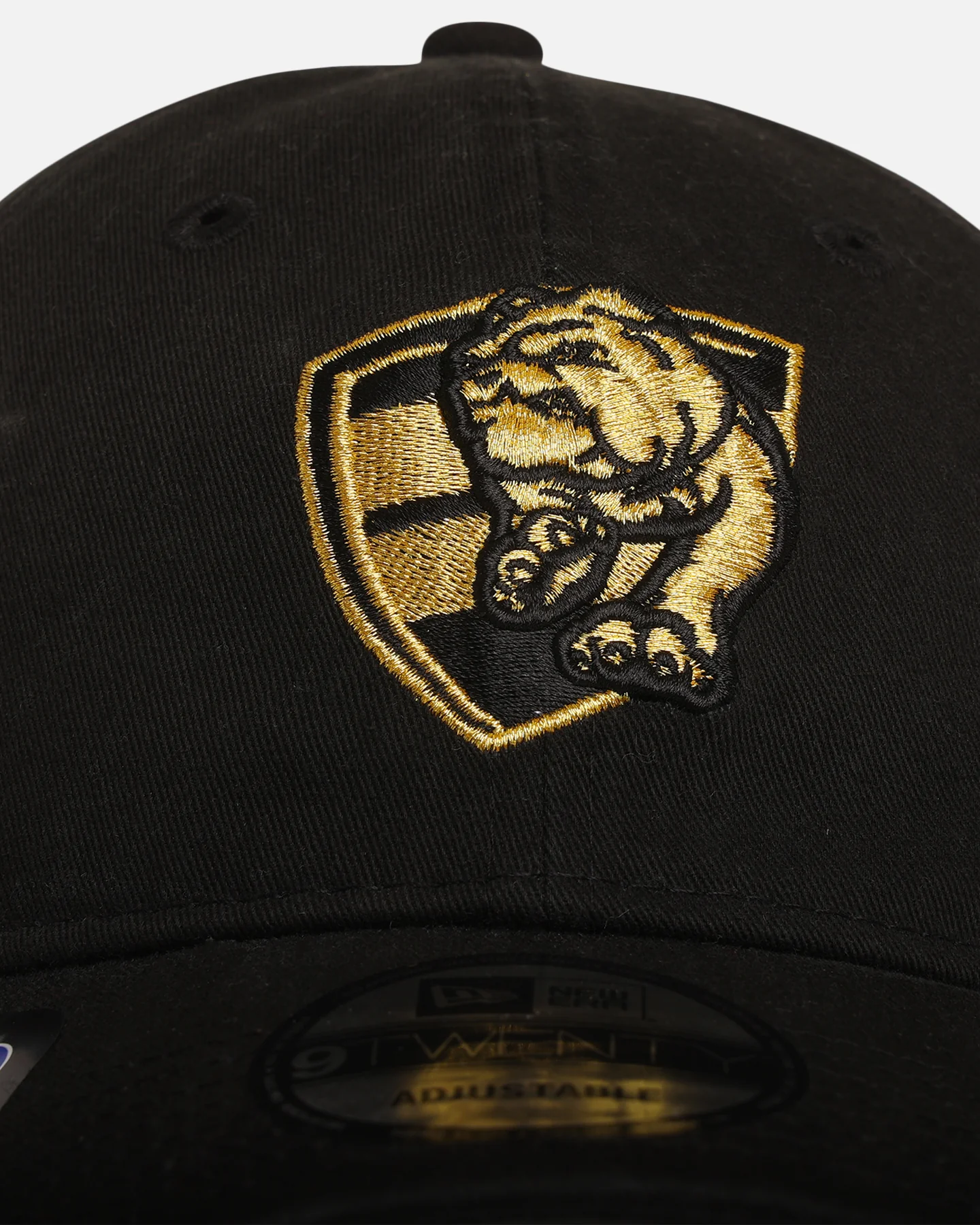 New Era Western Bulldogs 'AFL Black & Gold' 9TWENTY Strapback Black/Gold - Image 5