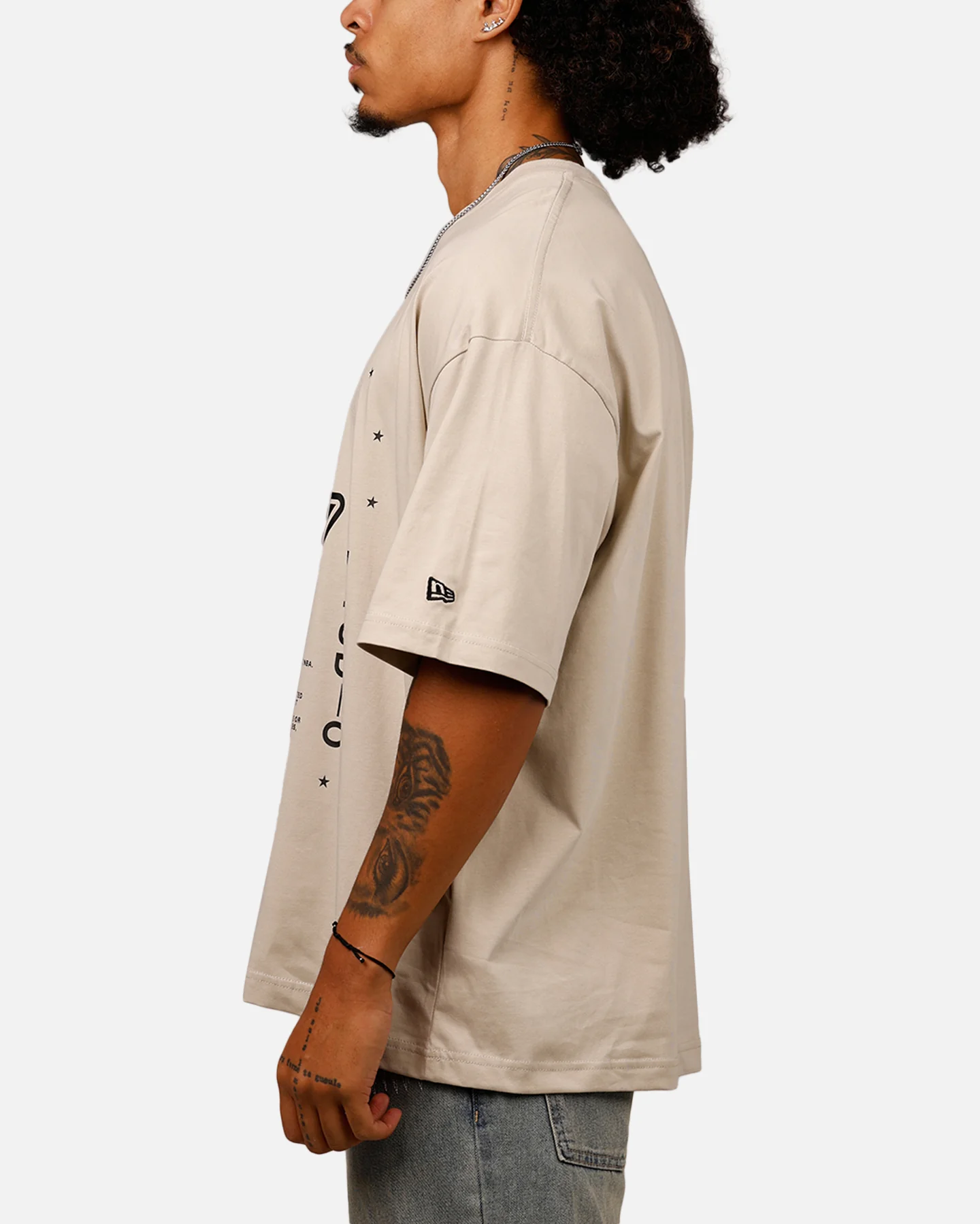 New Era X Bristol Studio Los Angeles Lakers 'Teams Edition' T-Shirt Stone - Image 5