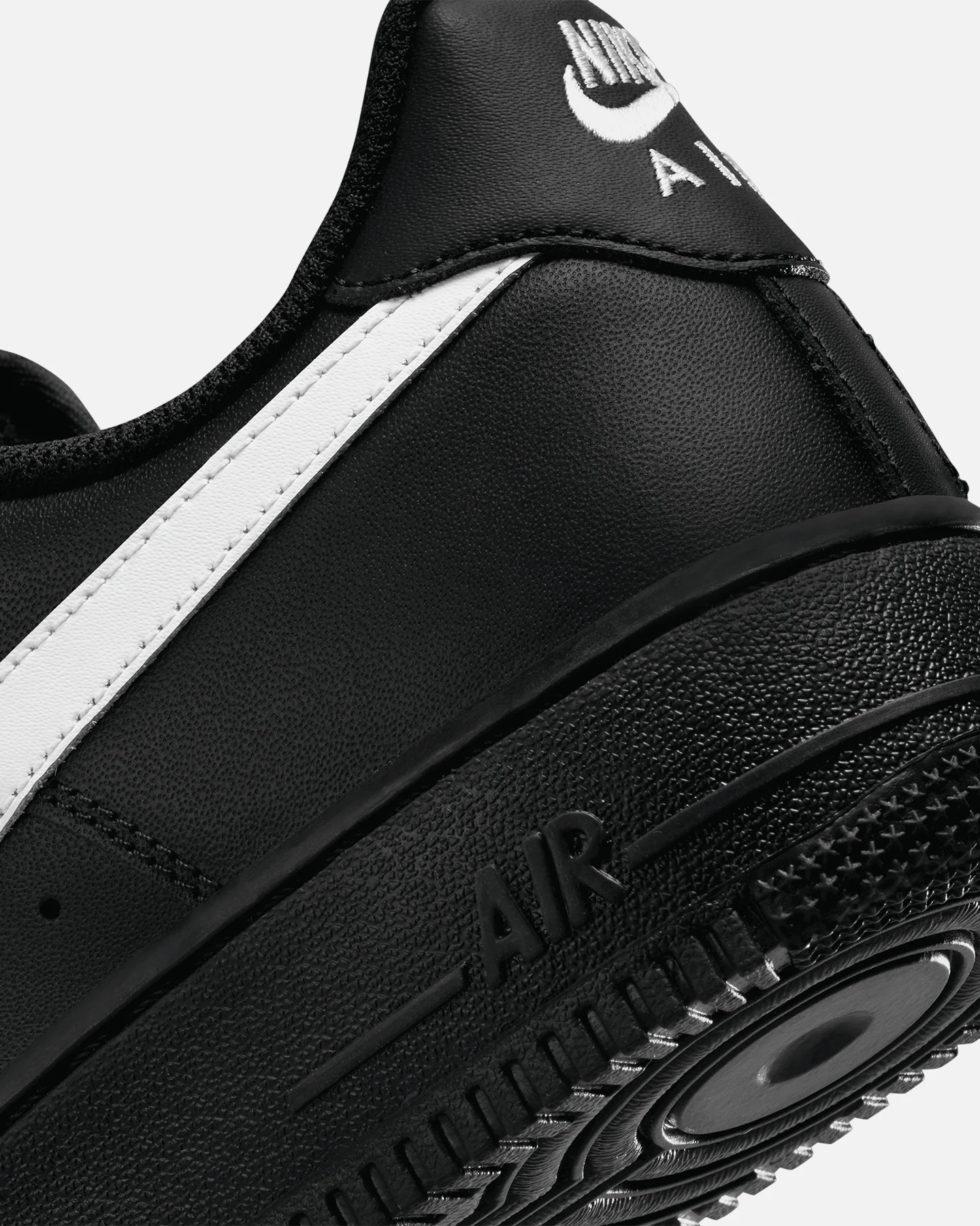 Nike Air Force 1 '07 Black/White - Image 8