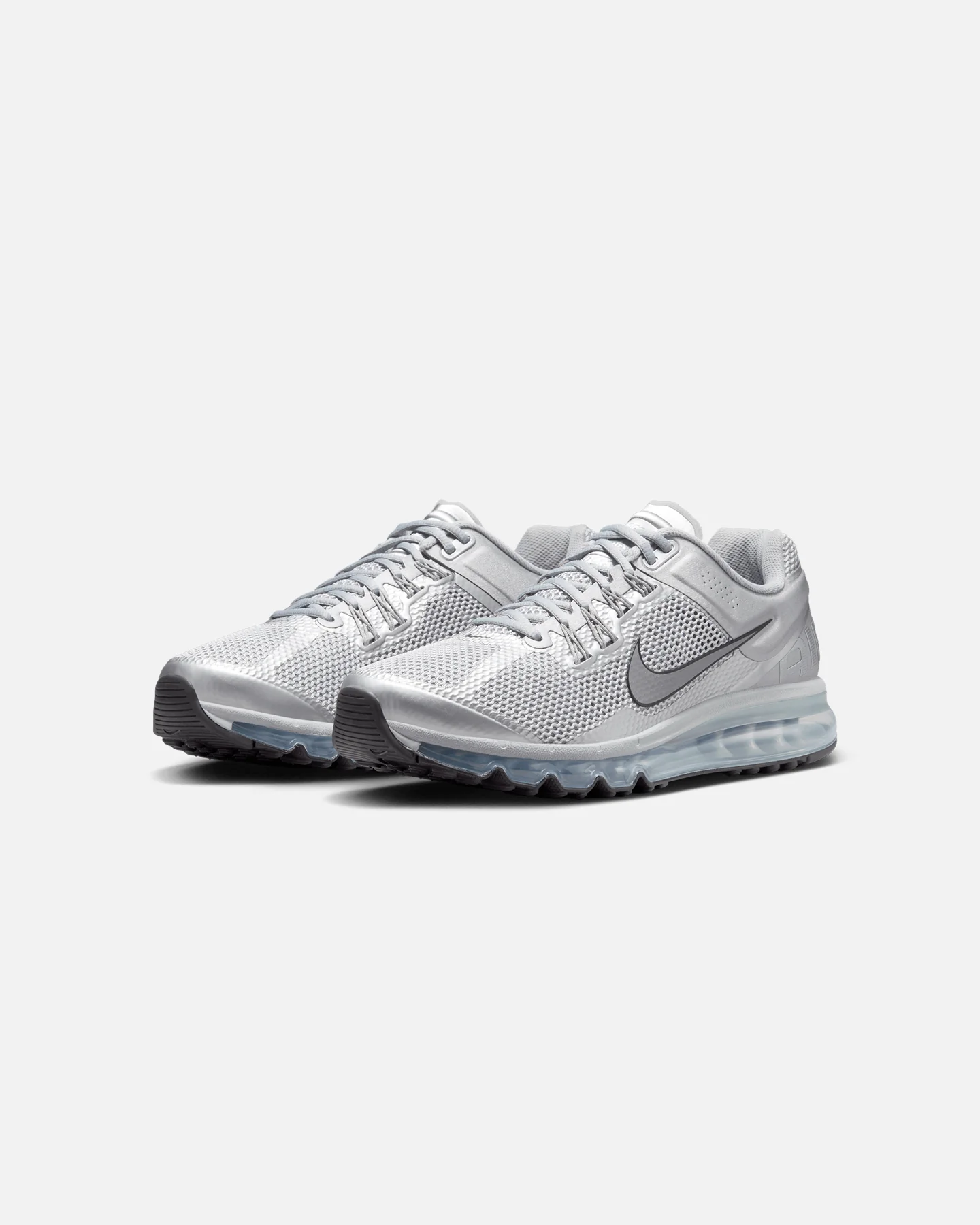 Nike Air Max 2013 Metallic Silver - Image 2