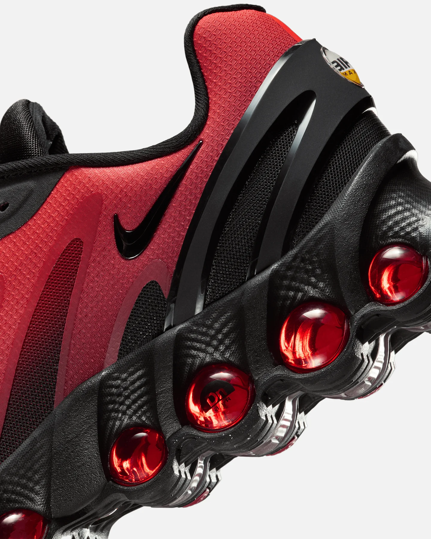 Nike Air Max DN8 "Bred" Black/Black - Image 8