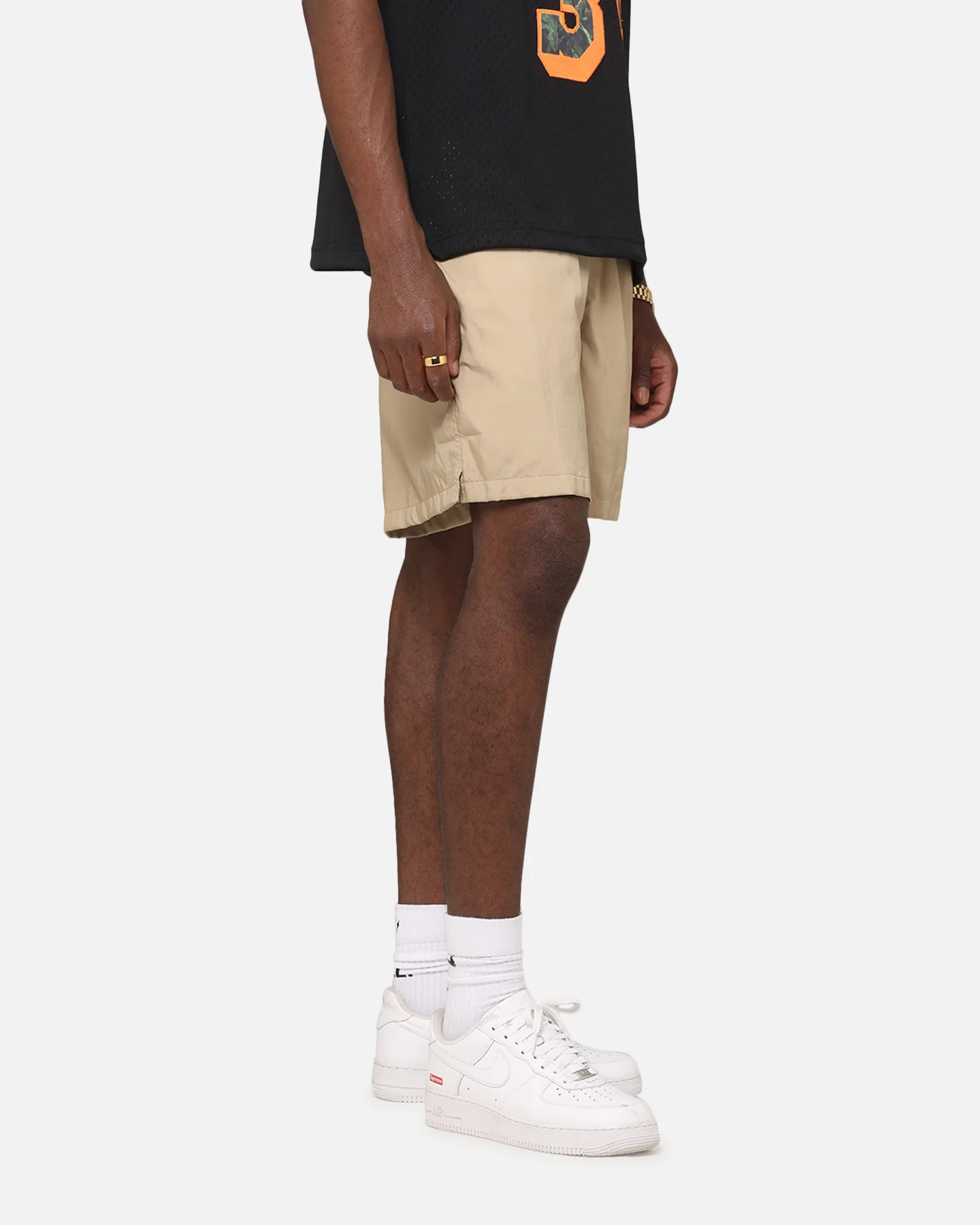 Nike Club Flow Shorts Beige/White - Image 5