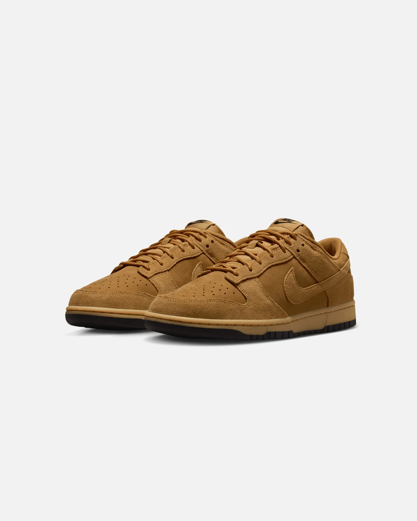 Nike Dunk Low Retro SE Wheat - Image 2
