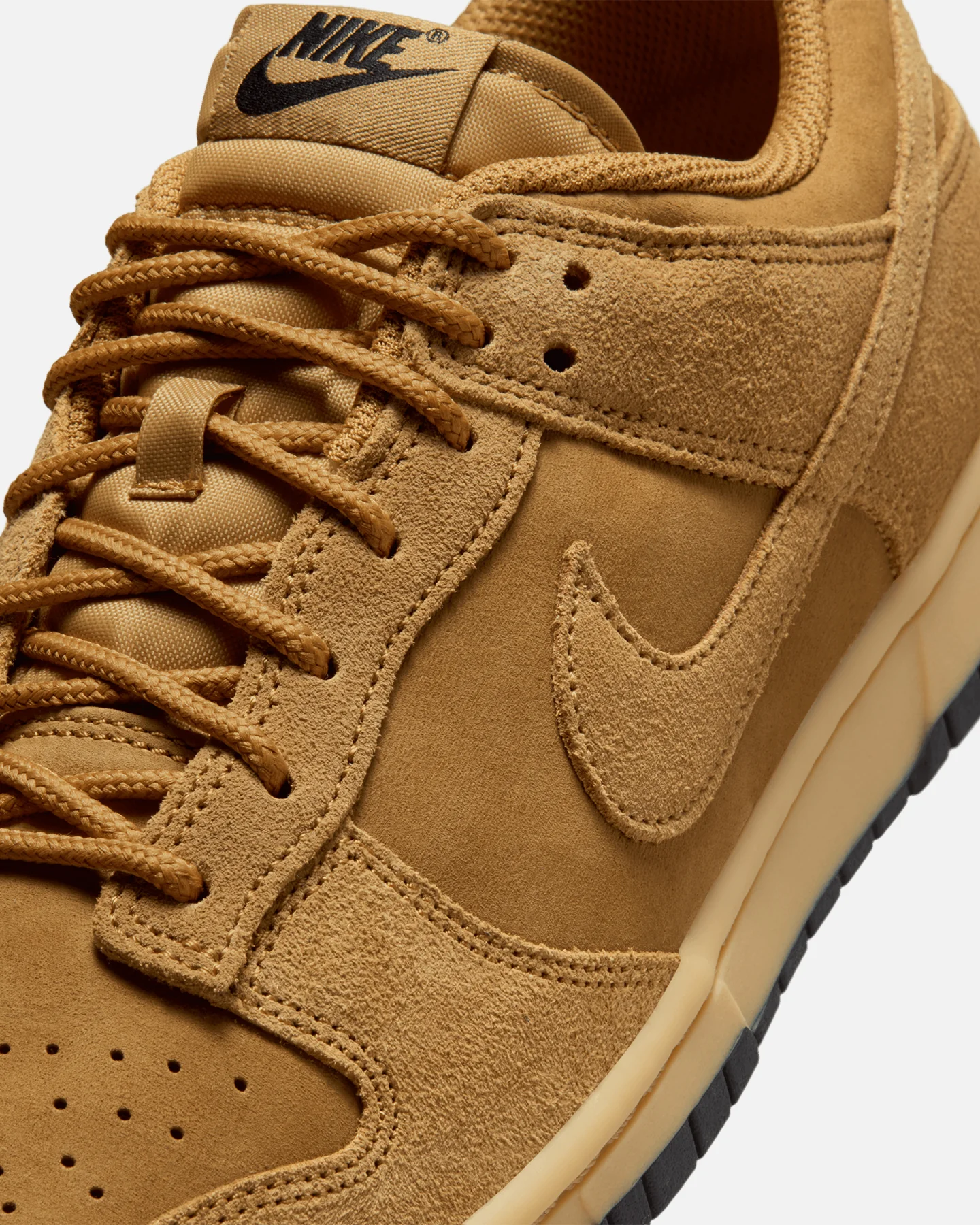 Nike Dunk Low Retro SE Wheat - Image 6