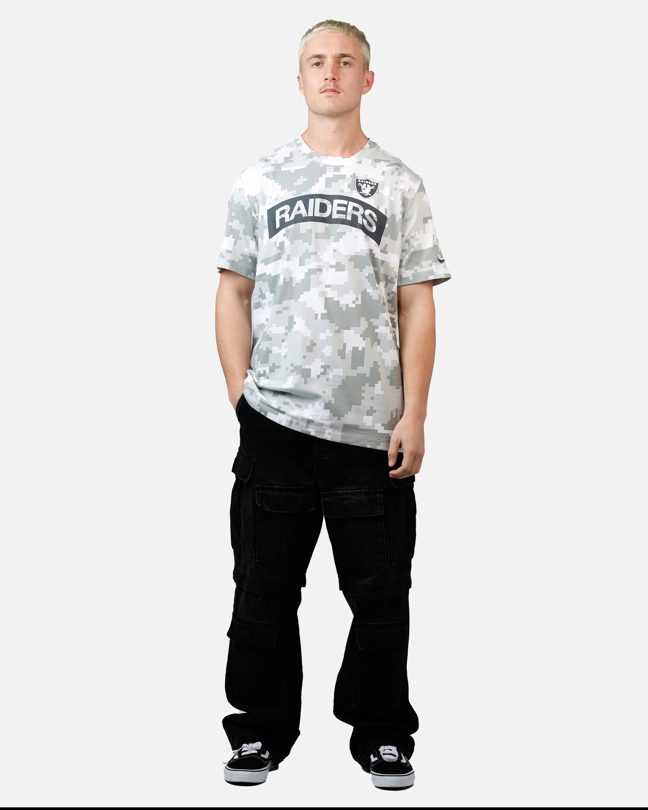 Nike Las Vegas Raiders Salute to Service T-Shirt Camouflage - Image 3