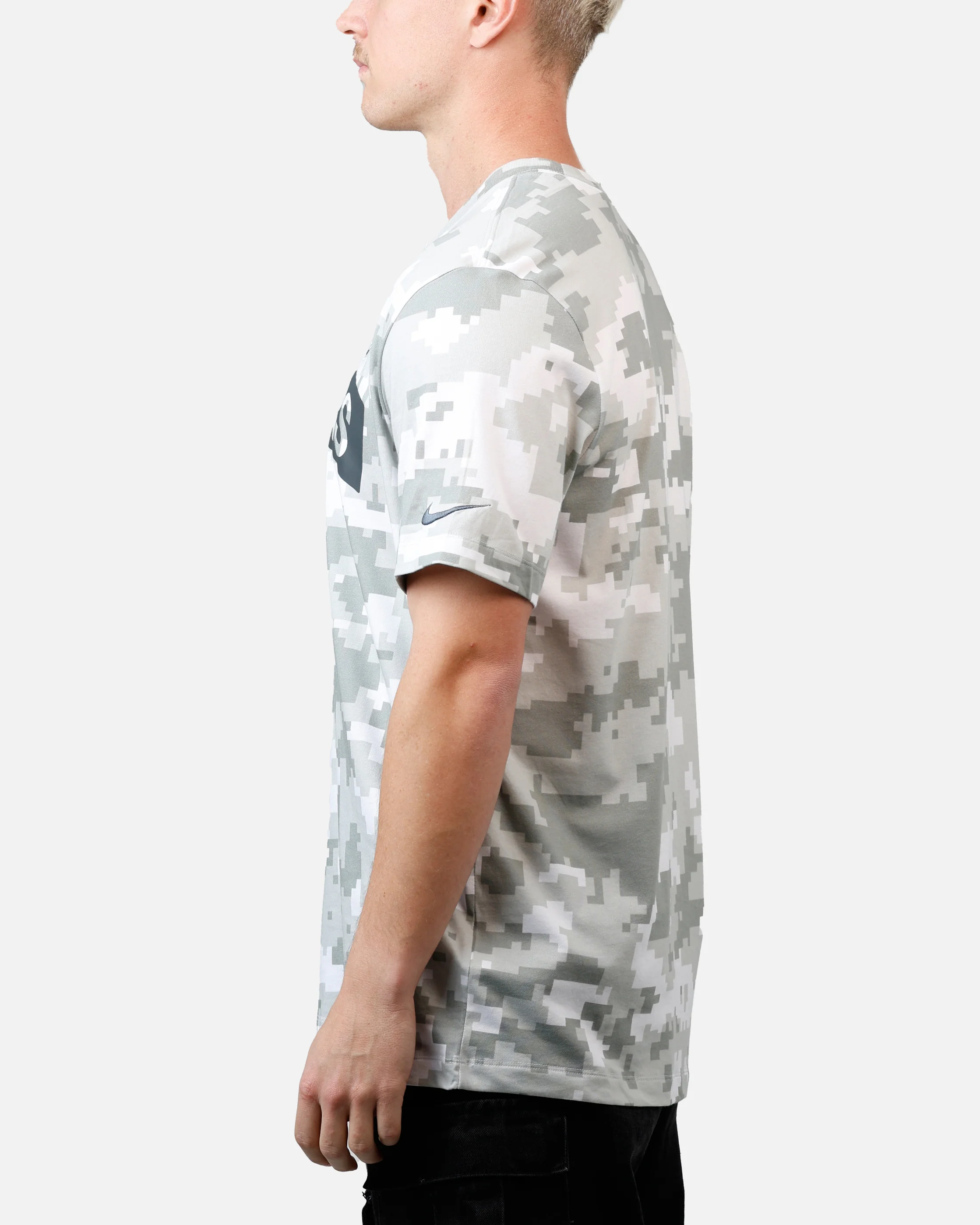 Nike Las Vegas Raiders Salute to Service T-Shirt Camouflage - Image 5
