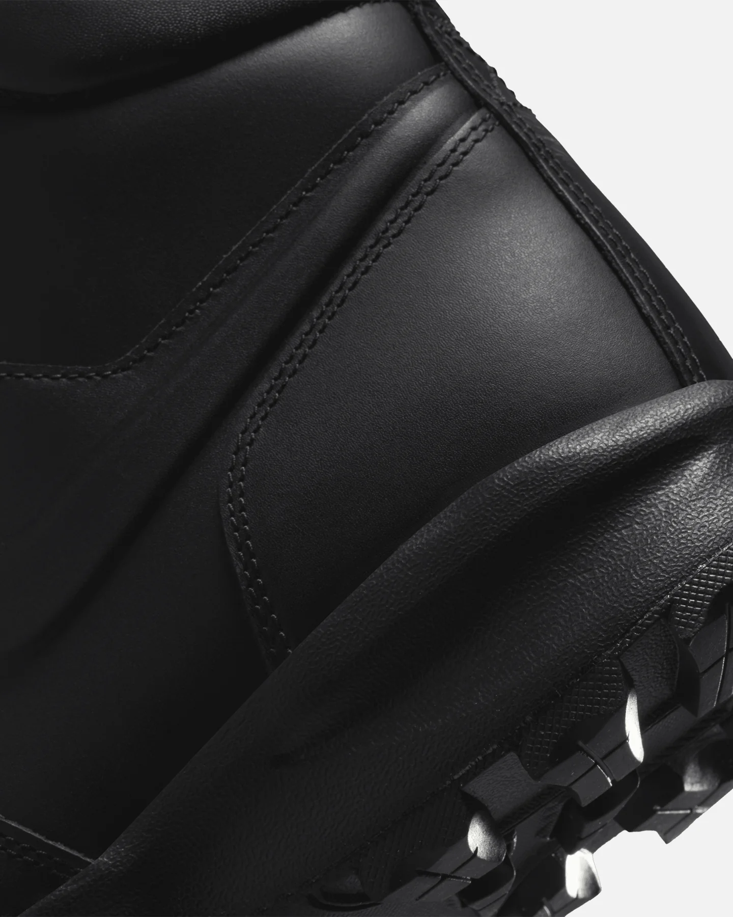 Nike Manoa Leather Black/Black - Image 8