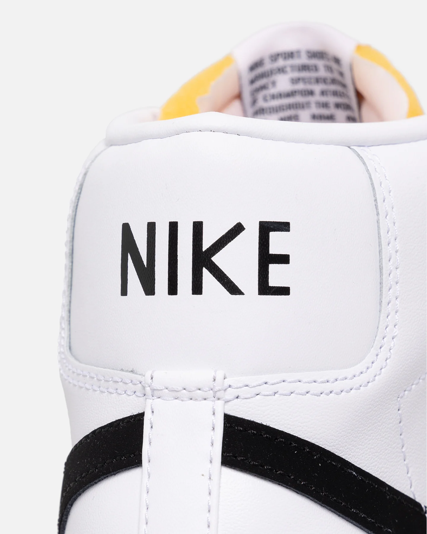 Nike Men's Blazer Mid '77 Vintage White/Black - Image 8