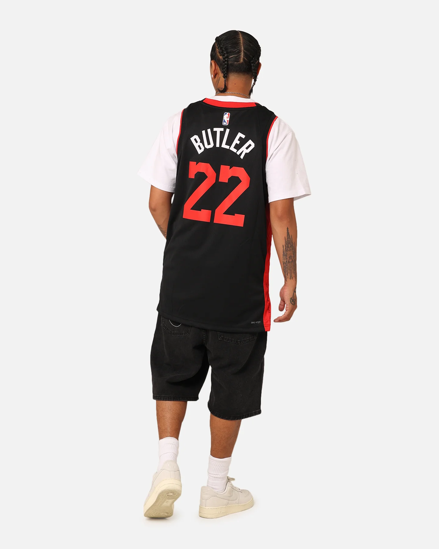 Nike Miami Heat Jimmy Butler Dri-FIT Swingman City Edition 2023/24 Jersey Black - Image 8