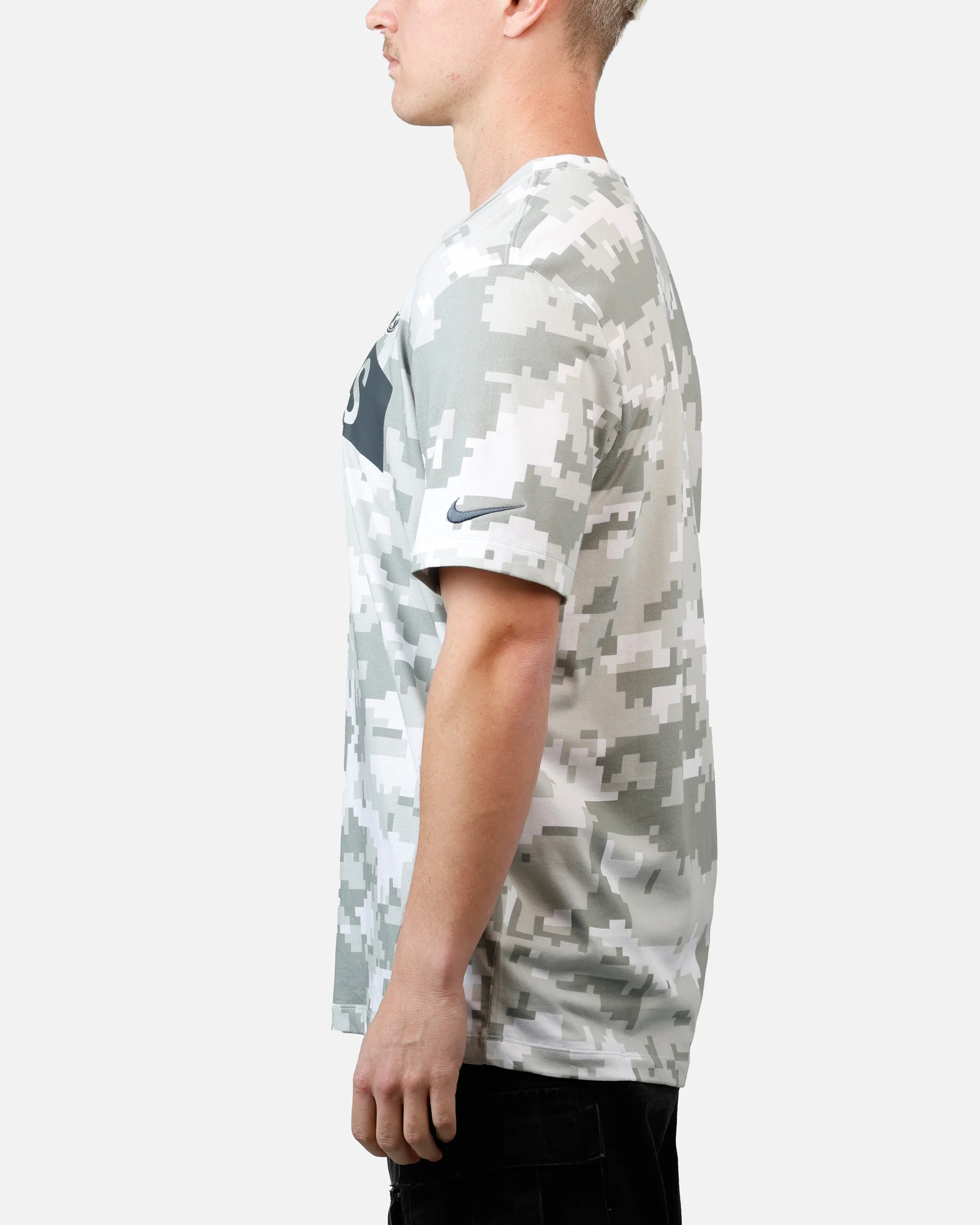 Nike San Francisco 49ers Salute to Service T-Shirt Camouflage - Image 5