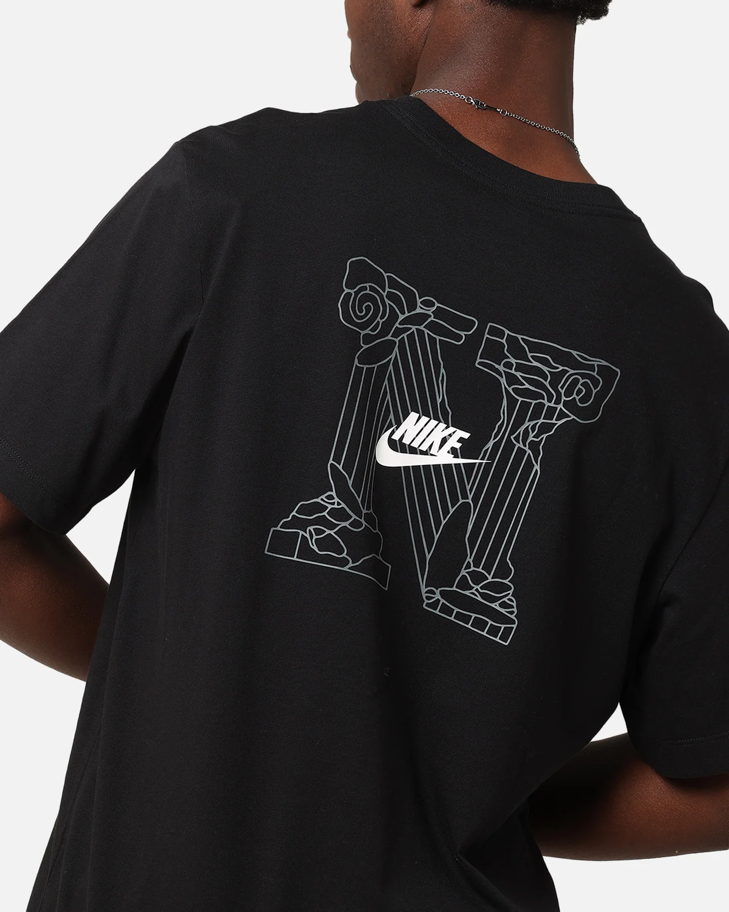 Nike Sportswear Essential Club T-Shirt Black - Image 7