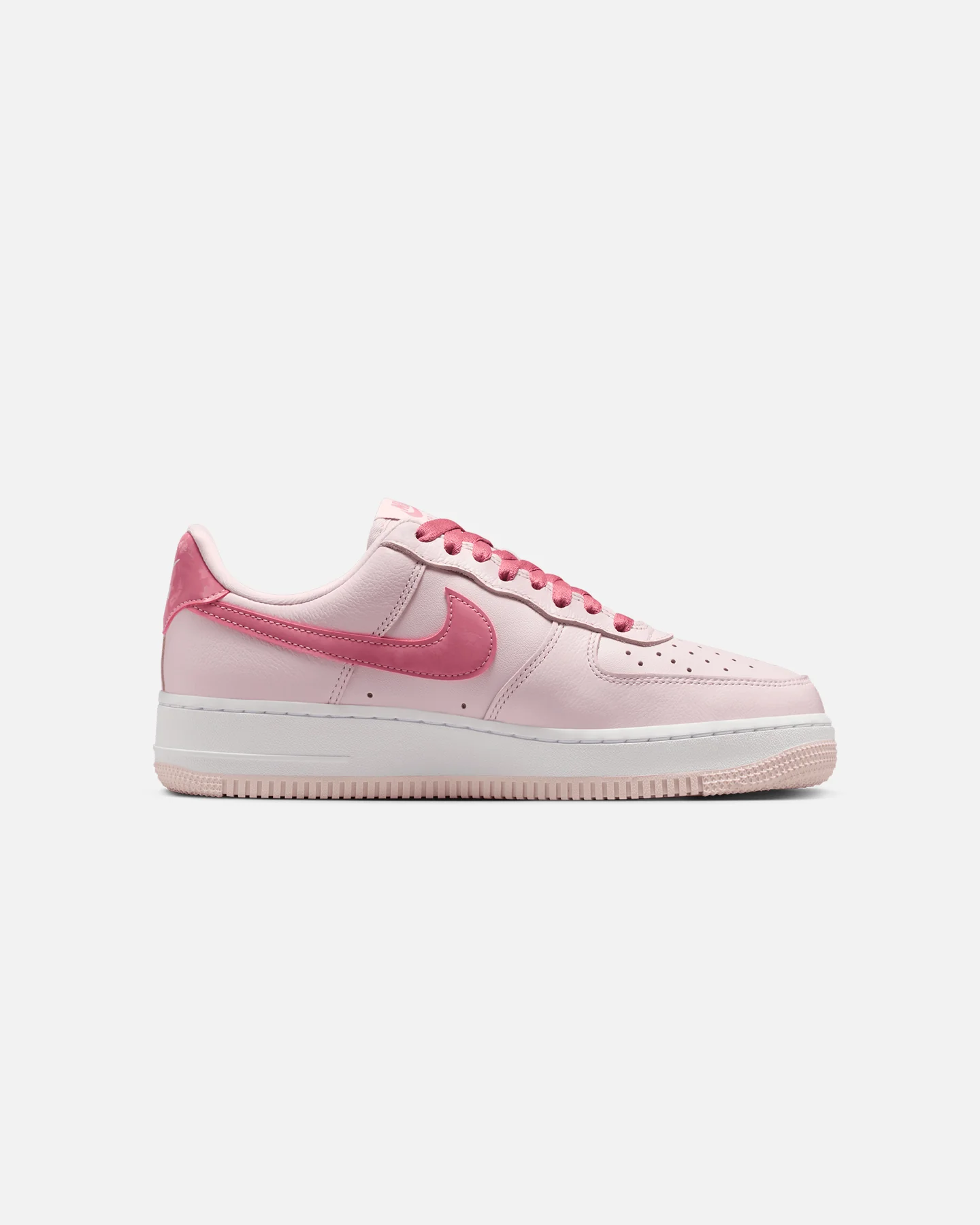 Nike Women's Nike Air Force 1 '07 "Valentine's Day" Pearl - Image 4