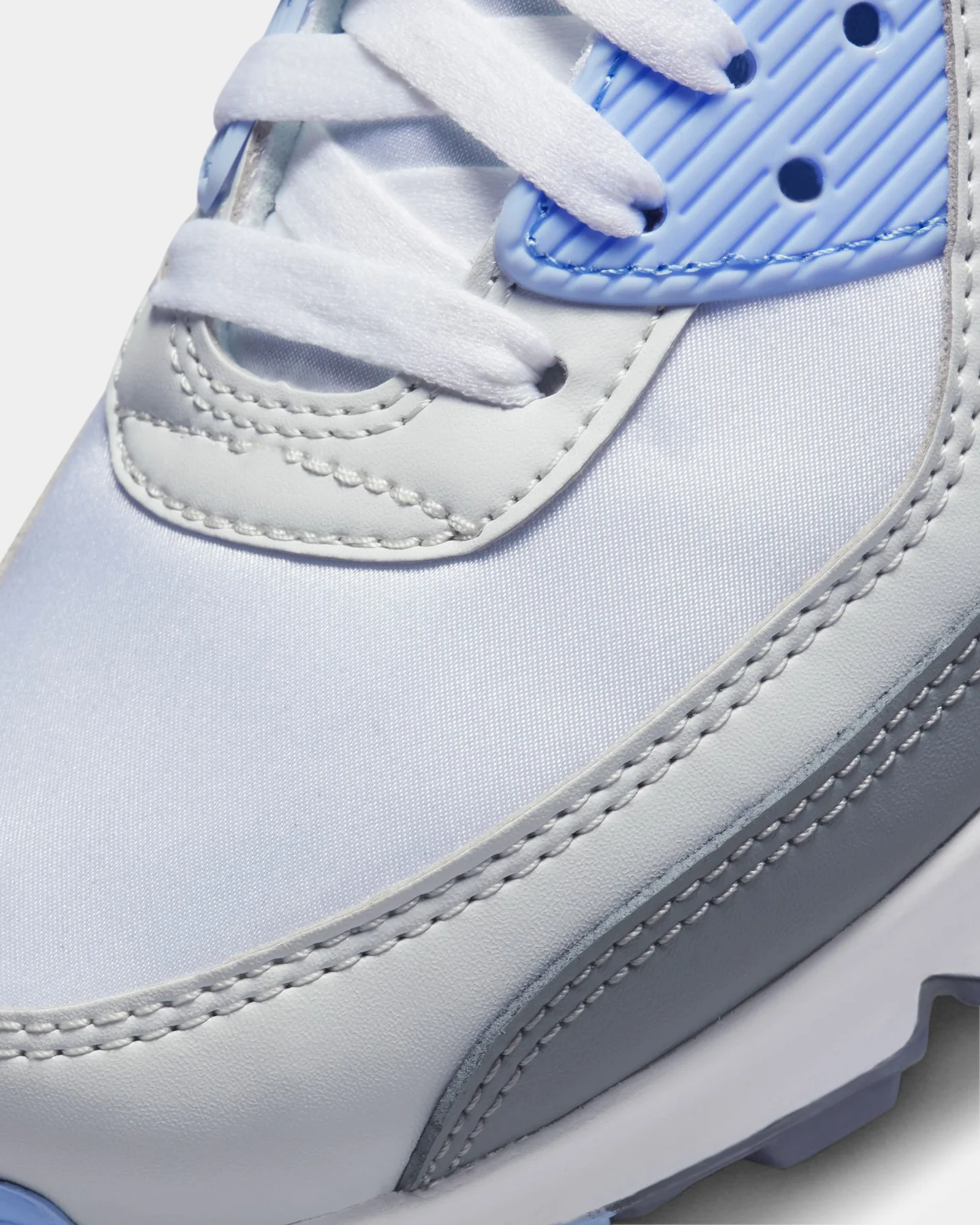Nike Women's Air Max 90 White/Wolf Grey - Image 6