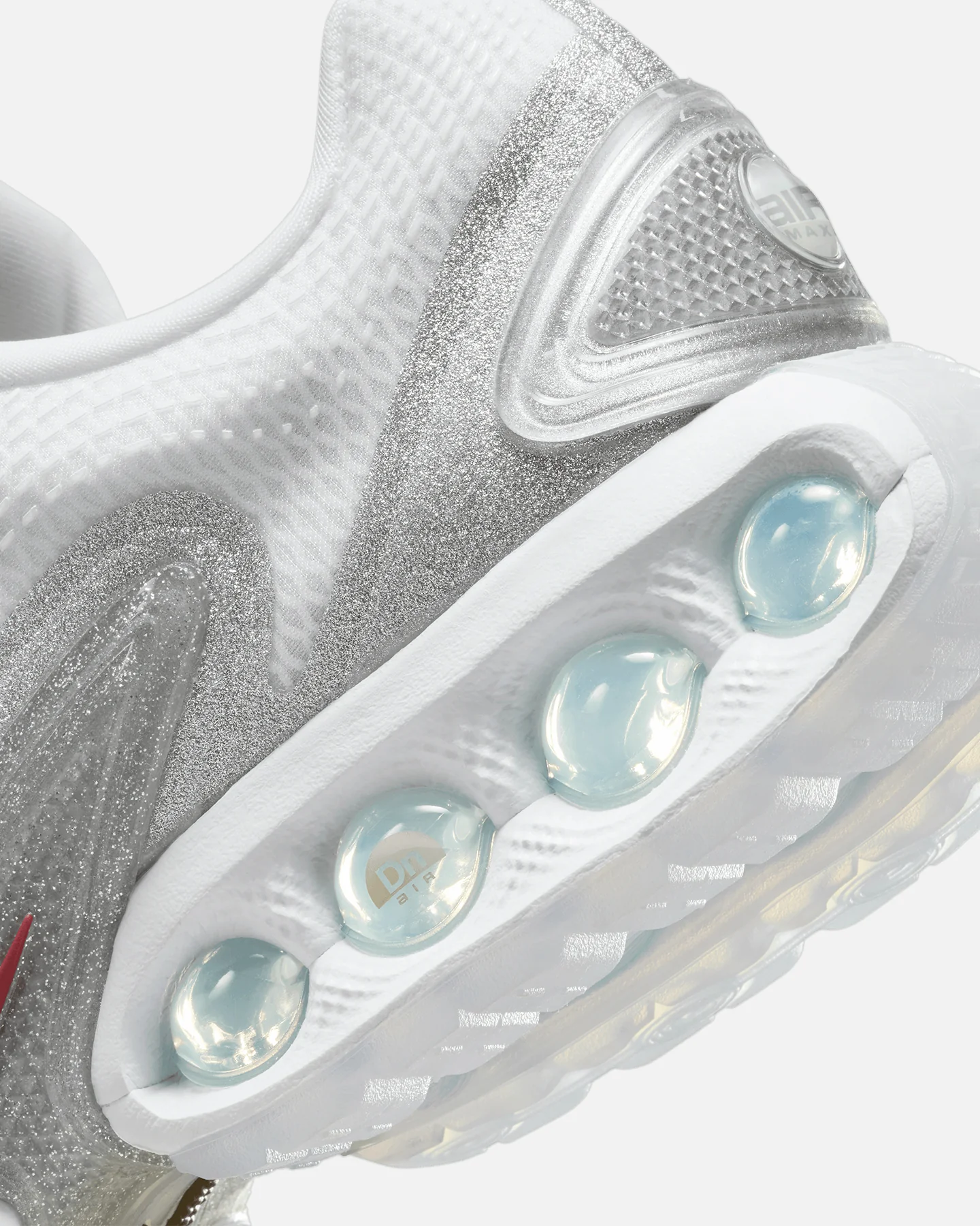Nike Women's Air Max DN White/Red - Image 8