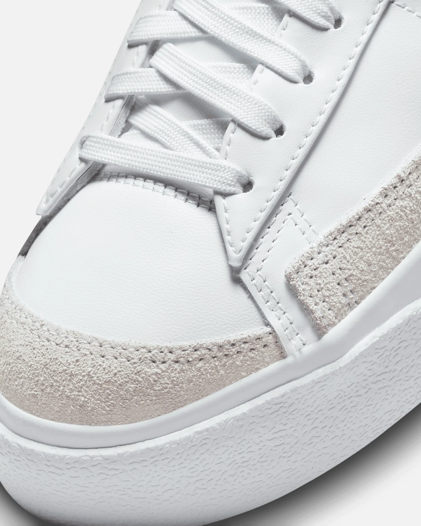 Nike Women's Blazer Low Platform White/Blue Tint - Image 6