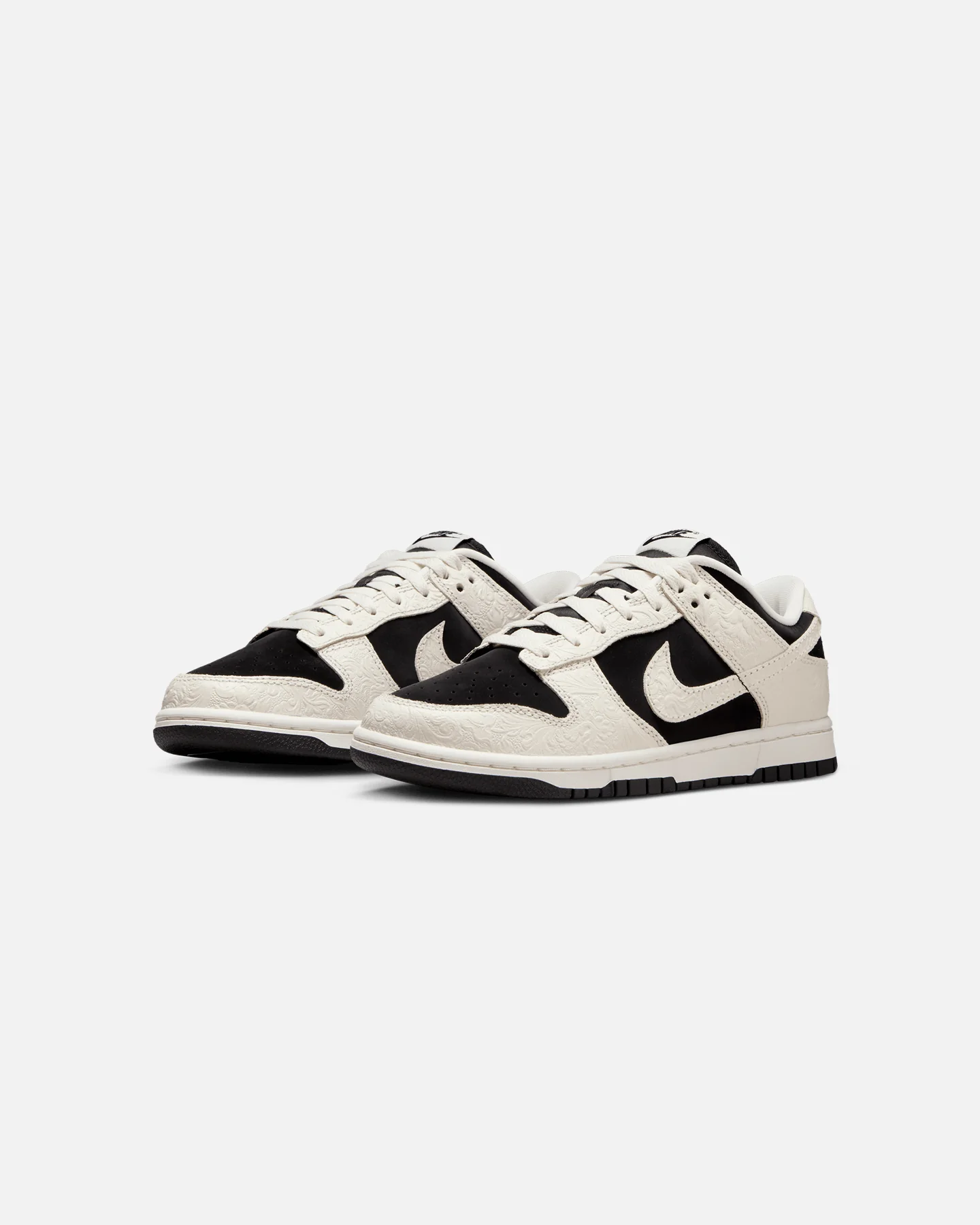 Nike Women's Dunk Low Black/Sail - Image 2