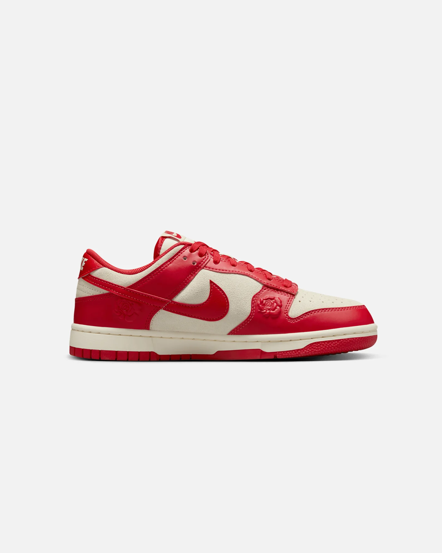 Nike Women's Dunk Low White/Red - Image 4