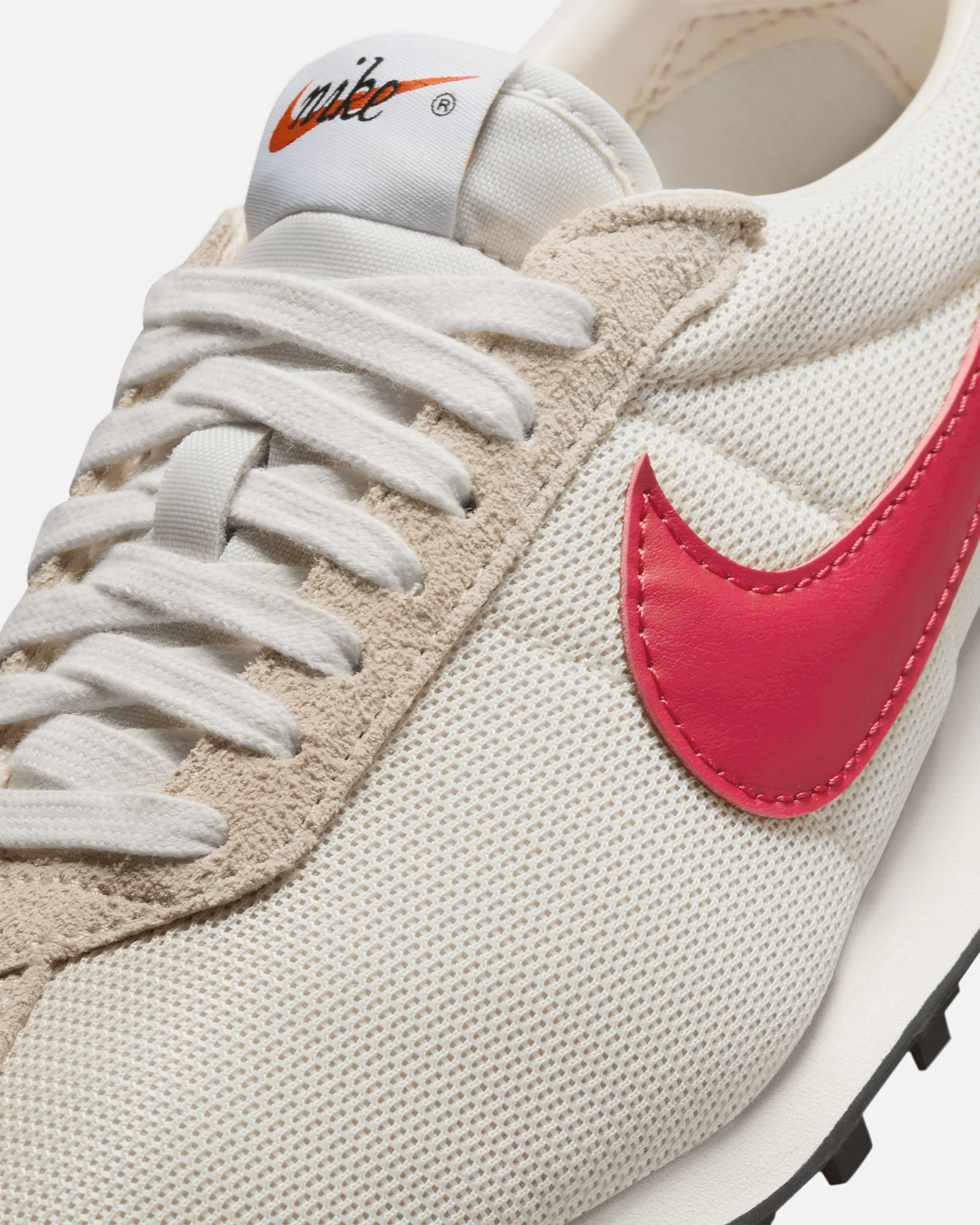 Nike Women's LD-1000 Coconut Milk - Image 6