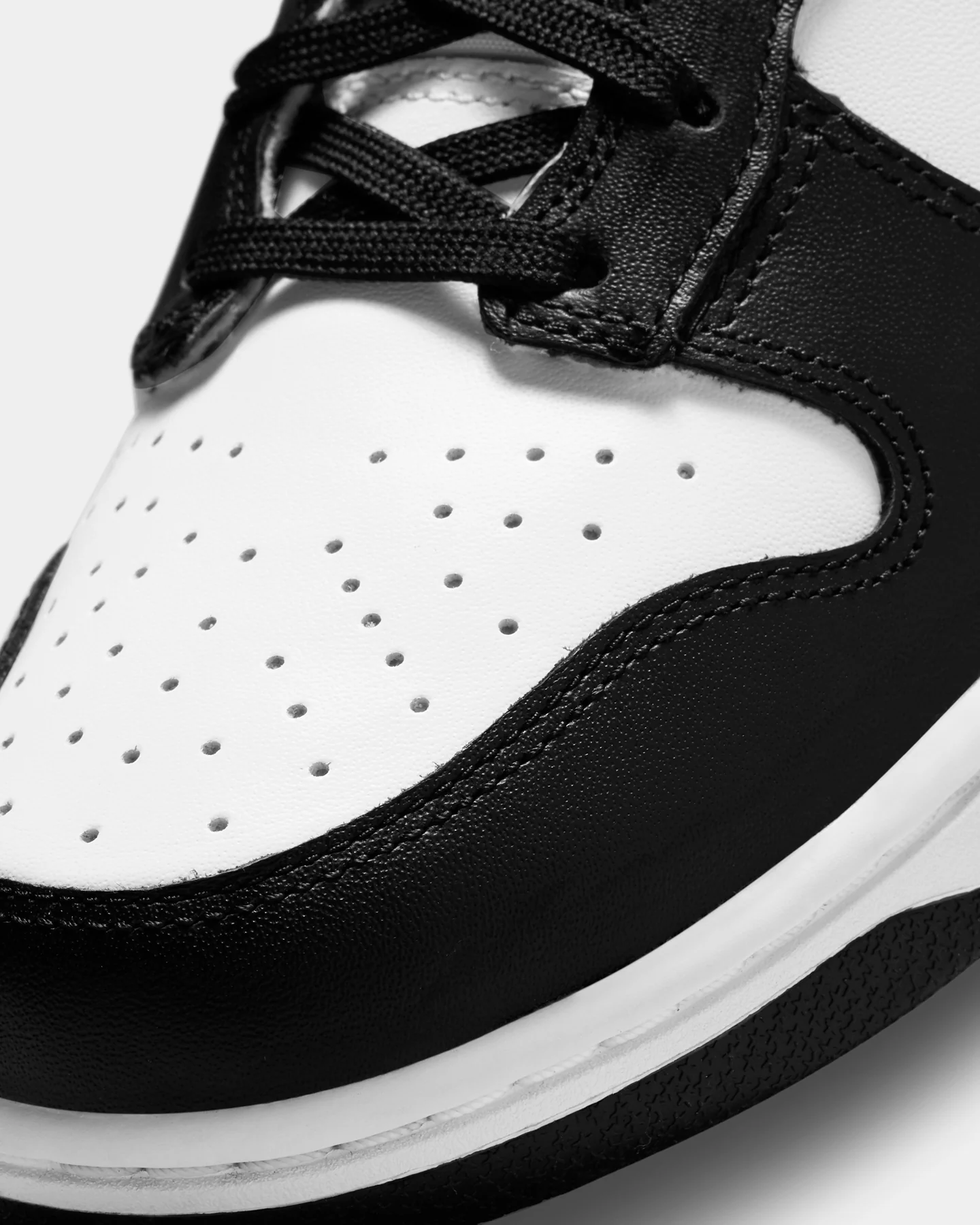 Nike Women's Nike Dunk High "Panda" White/Black - Image 6