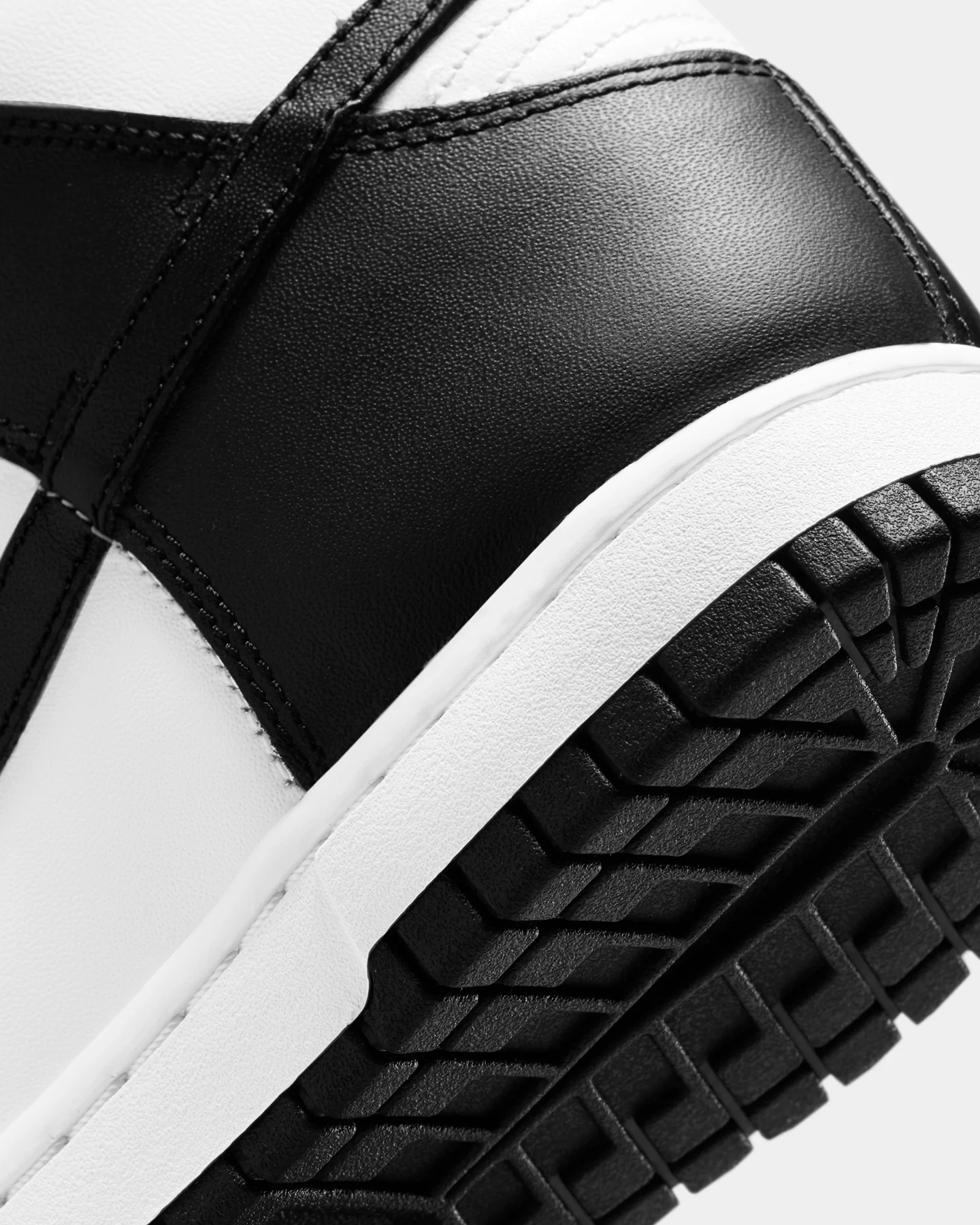 Nike Women's Nike Dunk High "Panda" White/Black - Image 8