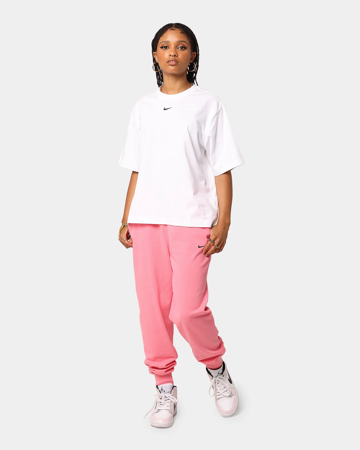 Nike Women's NSW Essential Boxy T-Shirt Black/White - Image 2