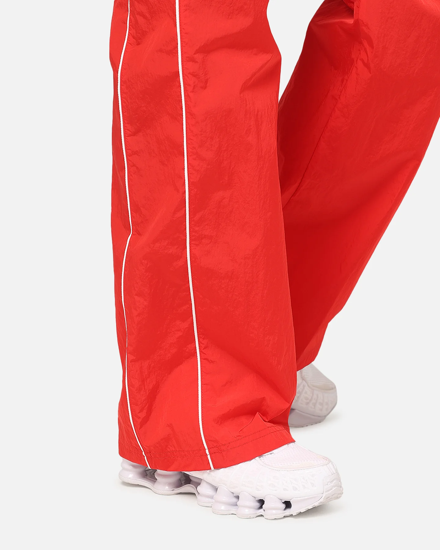 Nike Women's Sportswear High-Waisted Woven Open-Hem Pants University Red/Sail - Image 4