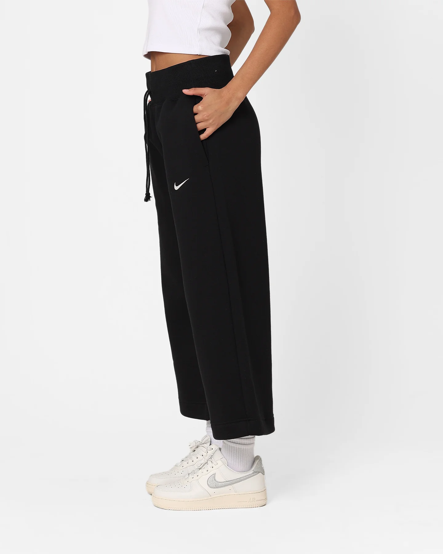 Nike Women's Sportswear Phoenix Fleece High Rise Sweatpants Black/Sail - Image 6