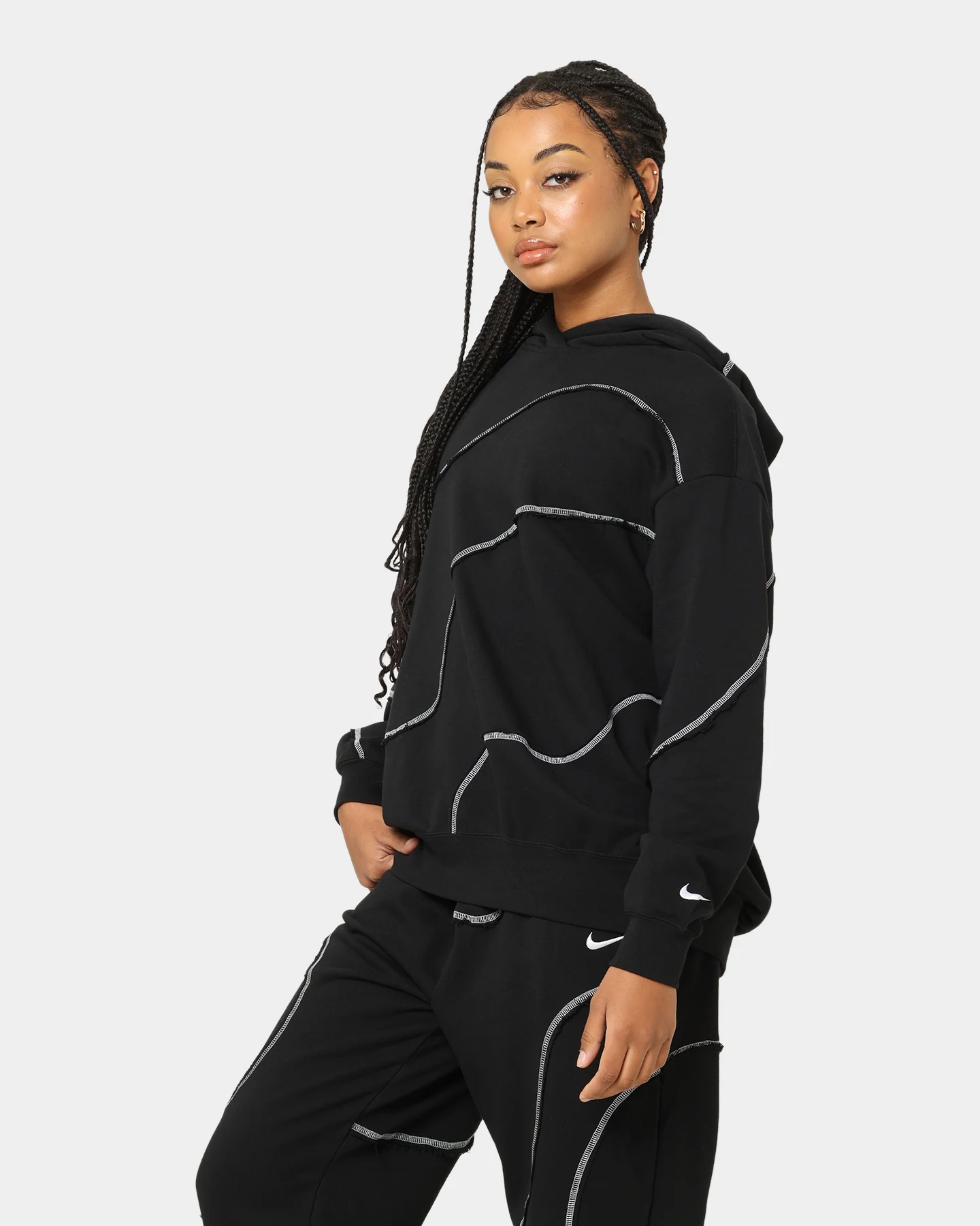 Nike Women's Sportswear Swirl Oversized Hoodie Black/White - Image 6