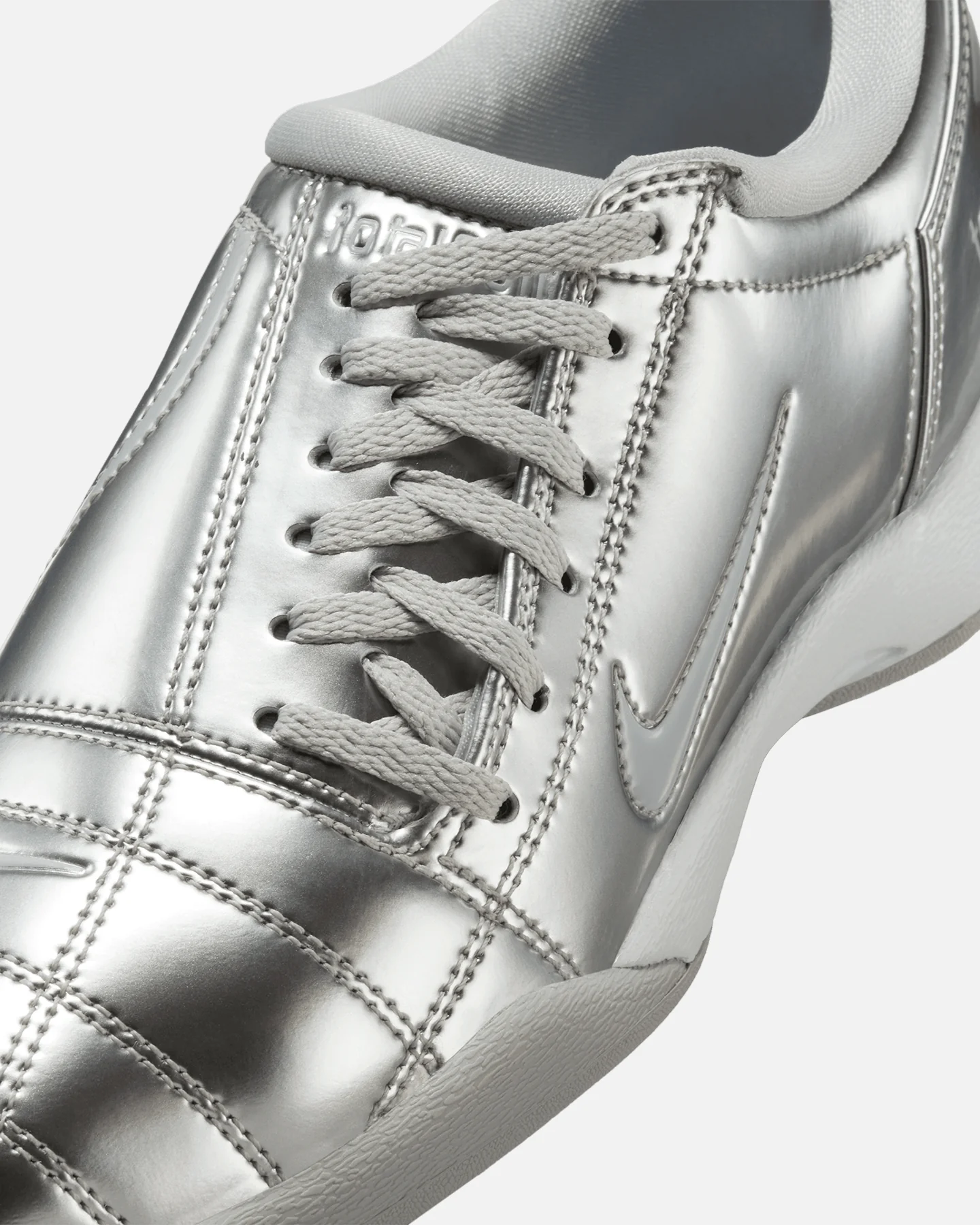 Nike Women's Total 90 Platinum - Image 6