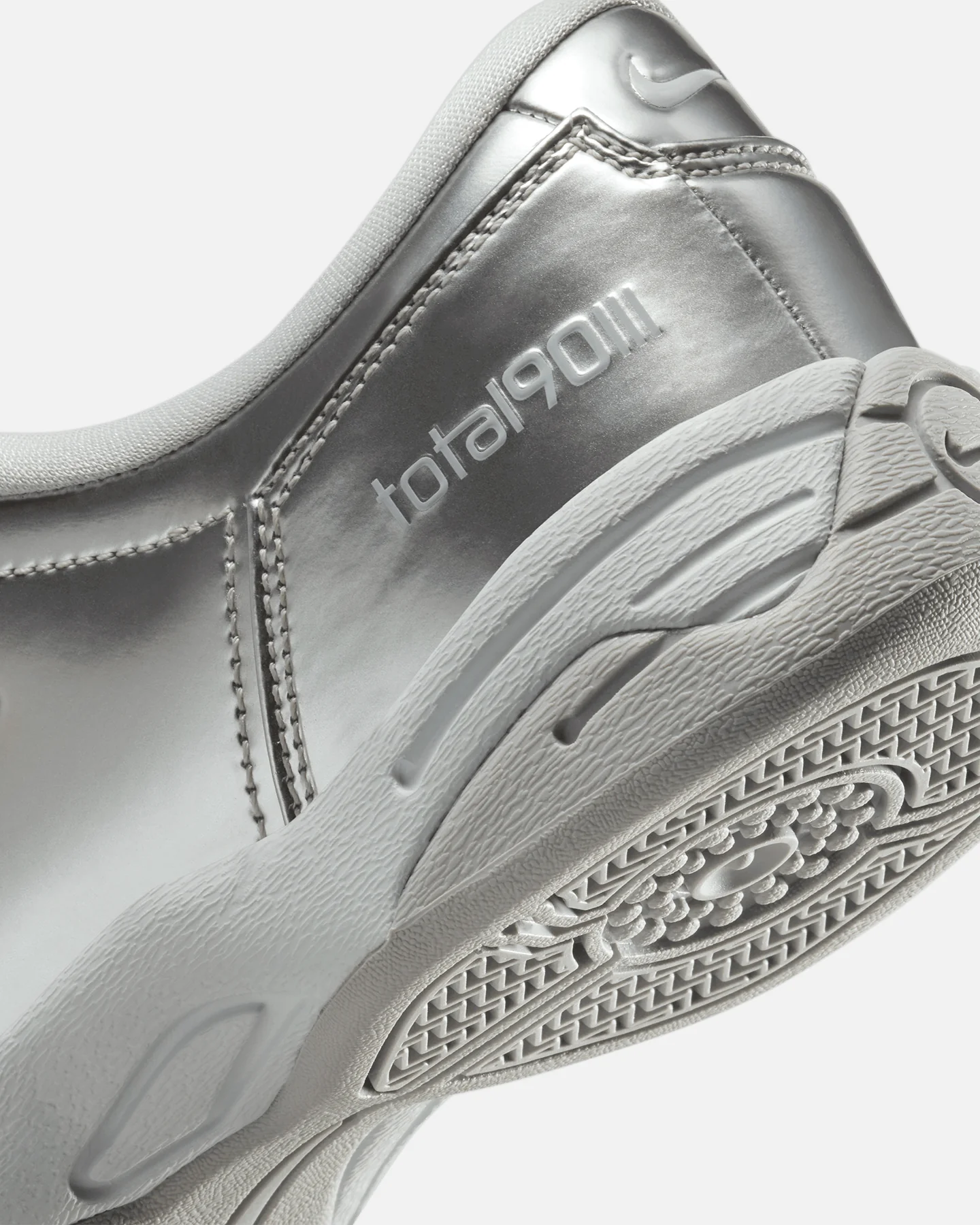 Nike Women's Total 90 Platinum - Image 8
