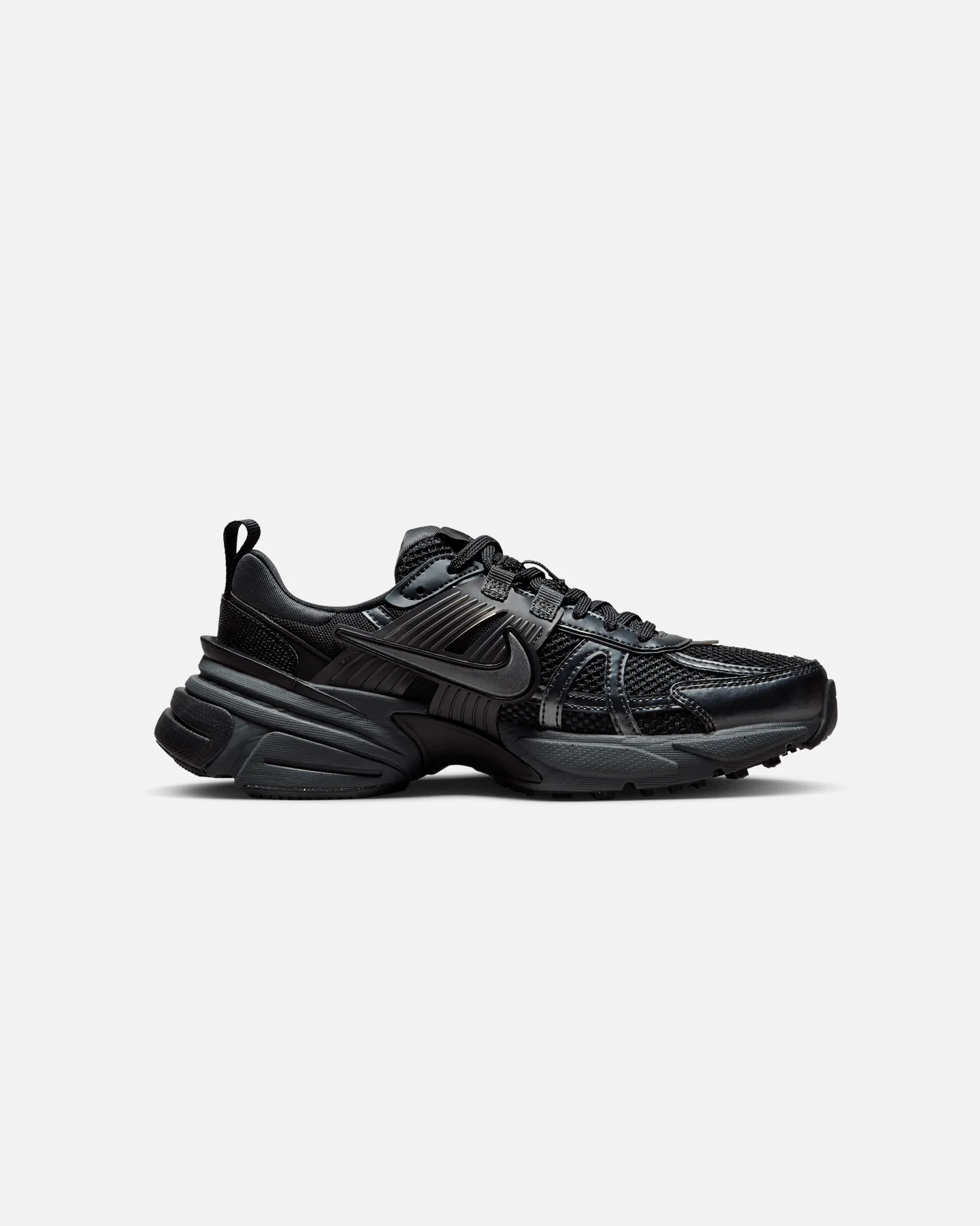 Nike Women's V2K Run Black/Dark Smoke - Image 4