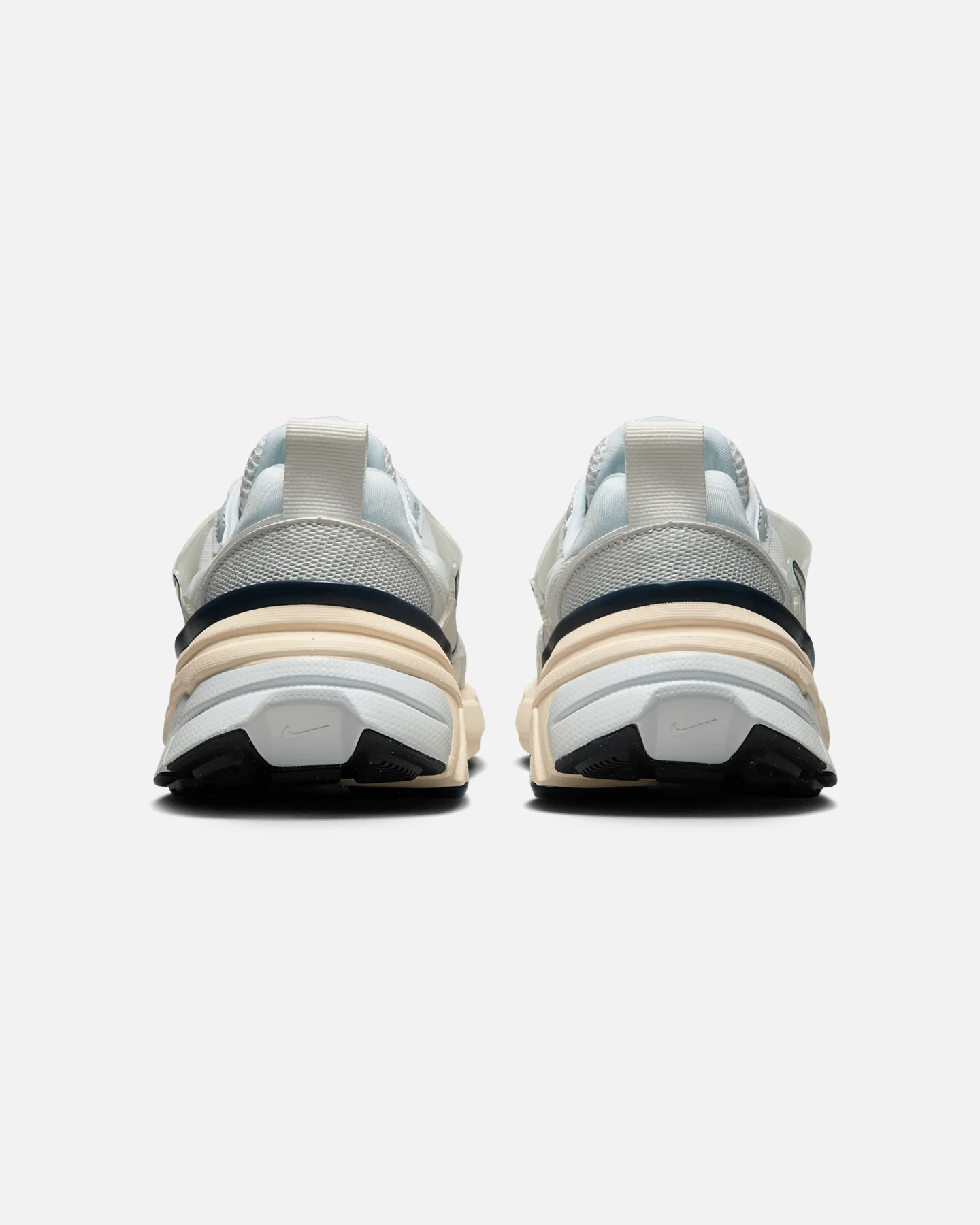 Nike Women's V2K Run Platinum Tint - Image 3