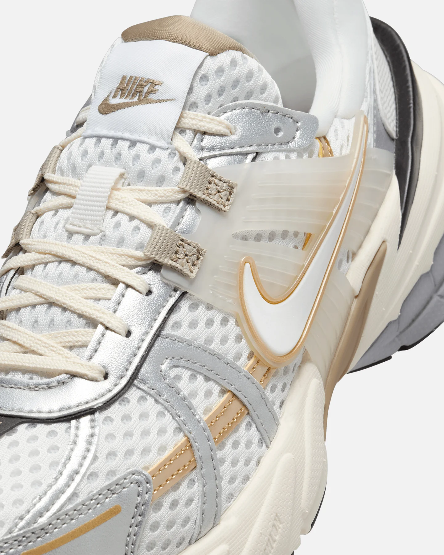 Nike Women's V2K Run White/White Khaki - Image 6