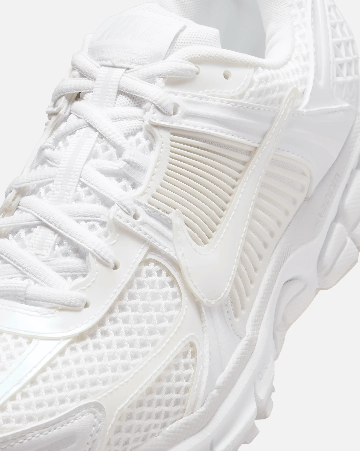 Nike Women's Zoom Vomero 5 White/White - Image 6