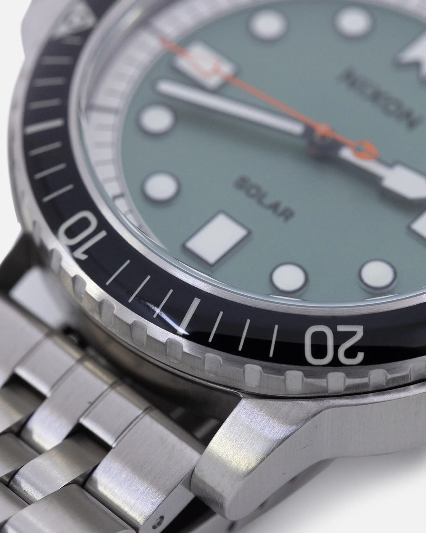 Nixon Stinger 44 Solar Watch Silver/Silver - Image 9