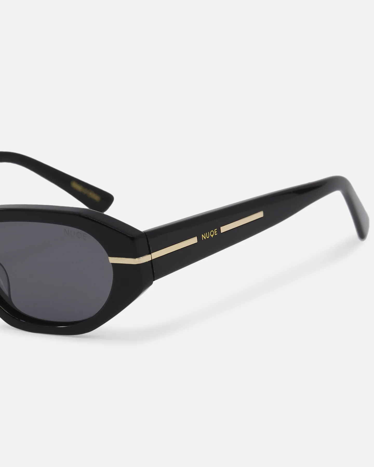 Nuqe Zarah Sunglasses Black/Gold - Image 6