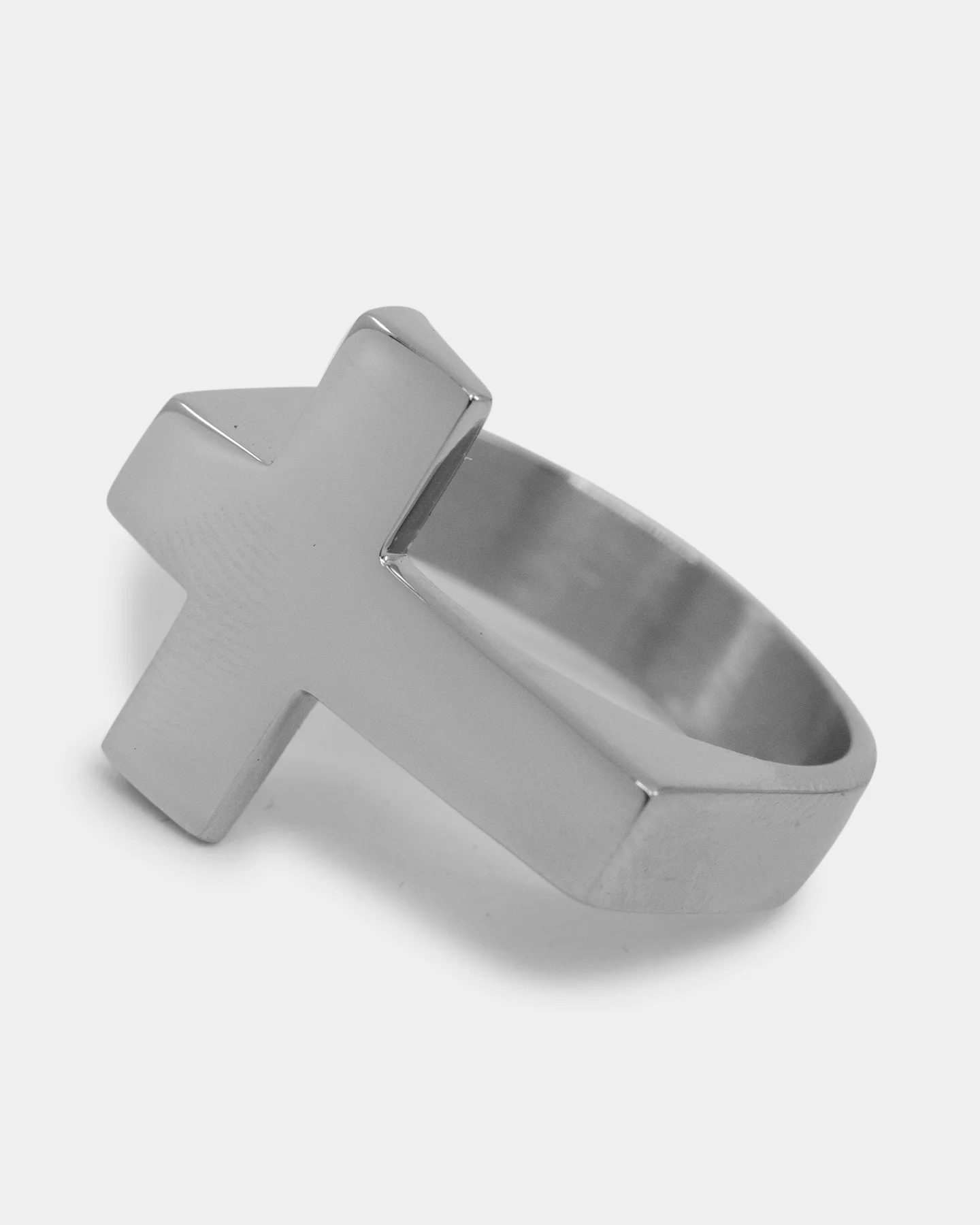 NXS Cross Ring White Gold - Image 7