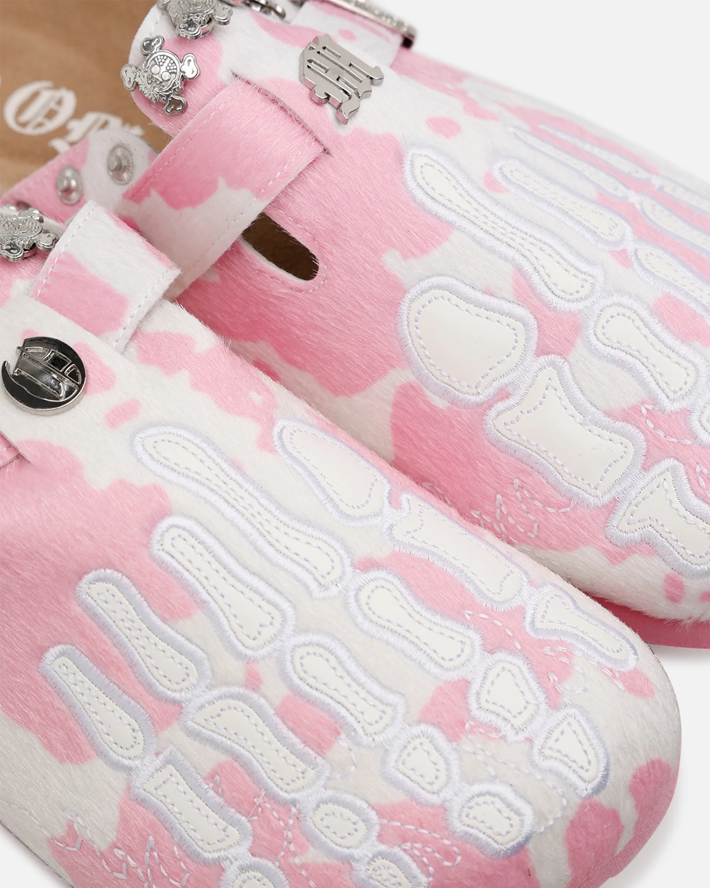 Octavious Marks Cow Fur Clogs Pink - Image 11