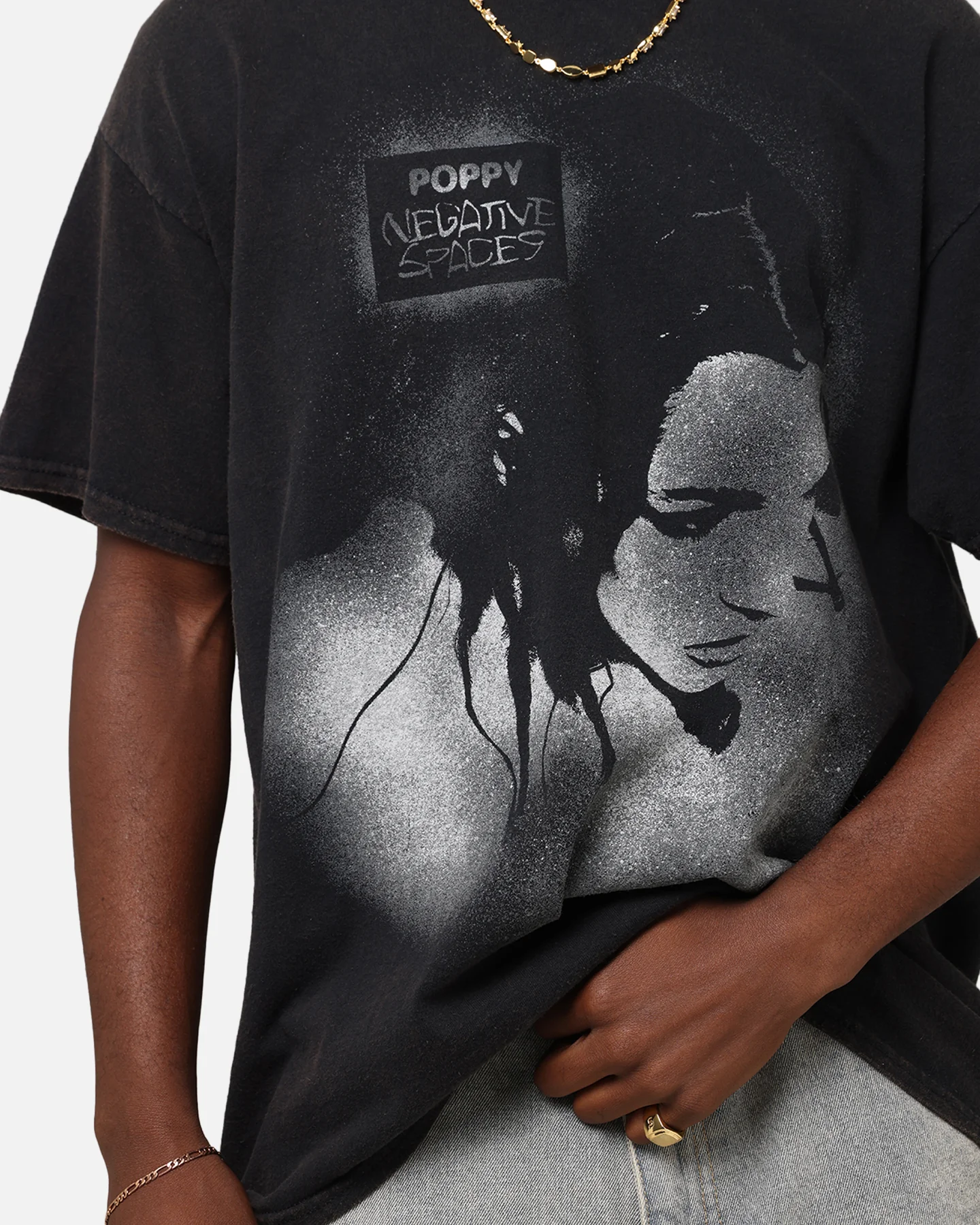Poppy Poppy T-Shirt Black Vintage - Image 6