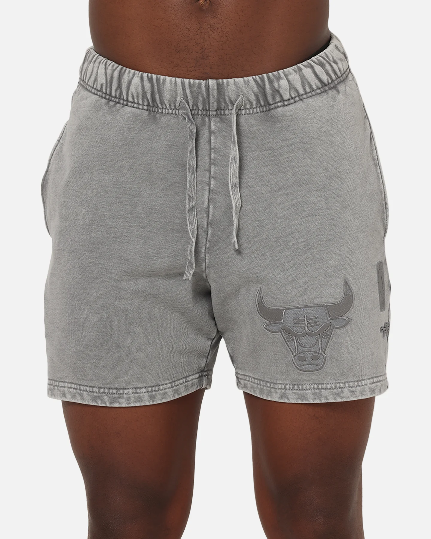 Pro Standard Chicago Bulls Washed Classic Shorts Washed Grey - Image 7