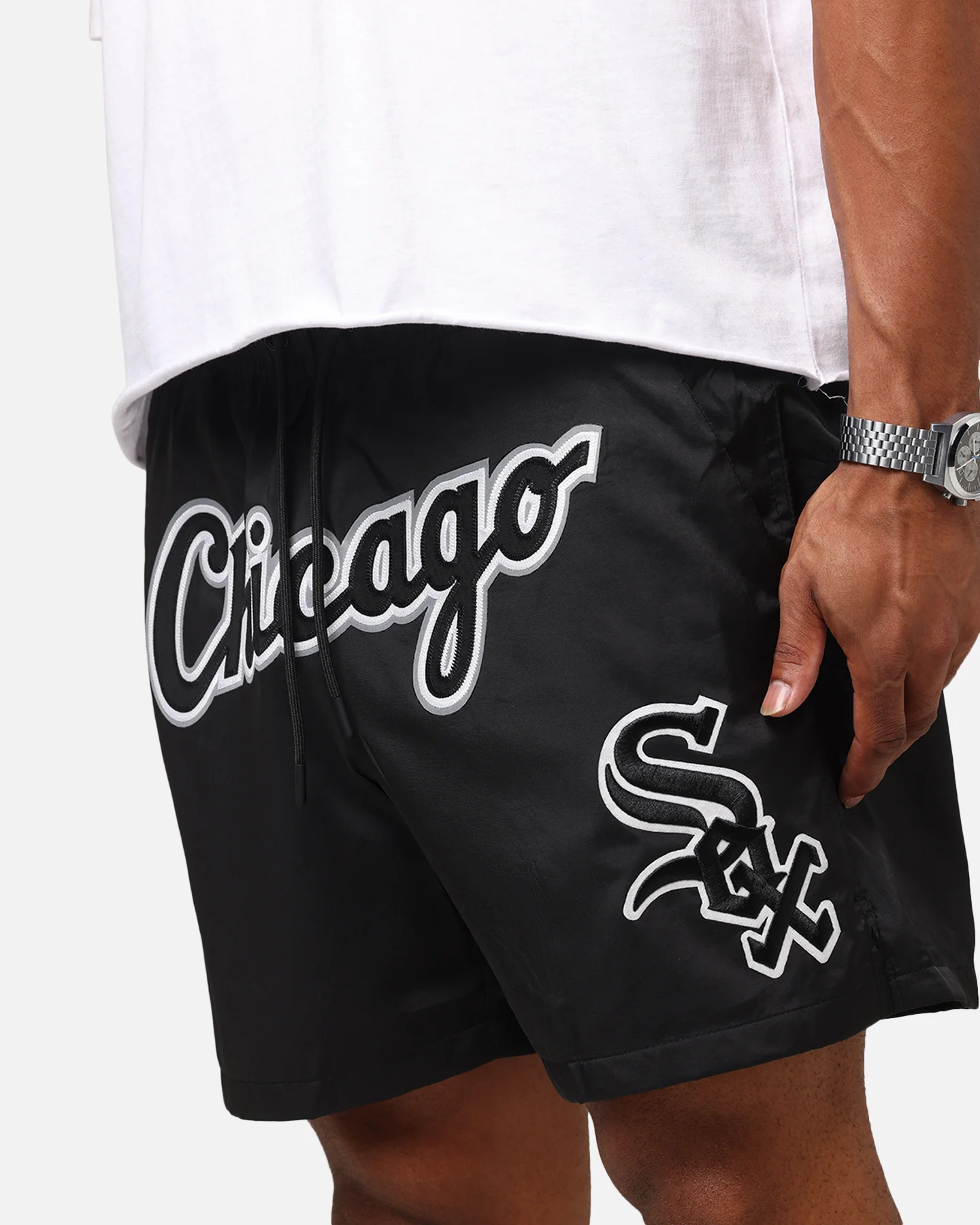 Pro Standard Chicago White Sox Classic Woven Shorts Black - Image 4