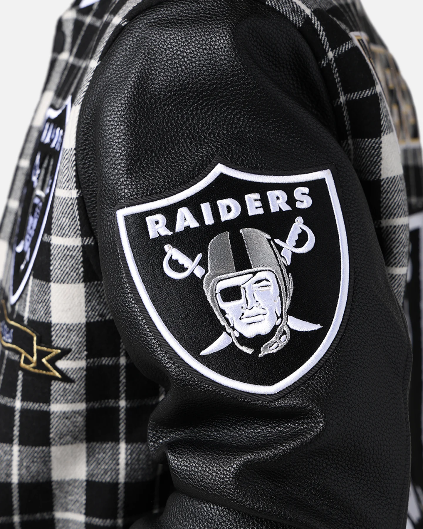 Pro Standard Las Vegas Raiders Pro Prep Plaid Jacket White/Black - Image 9