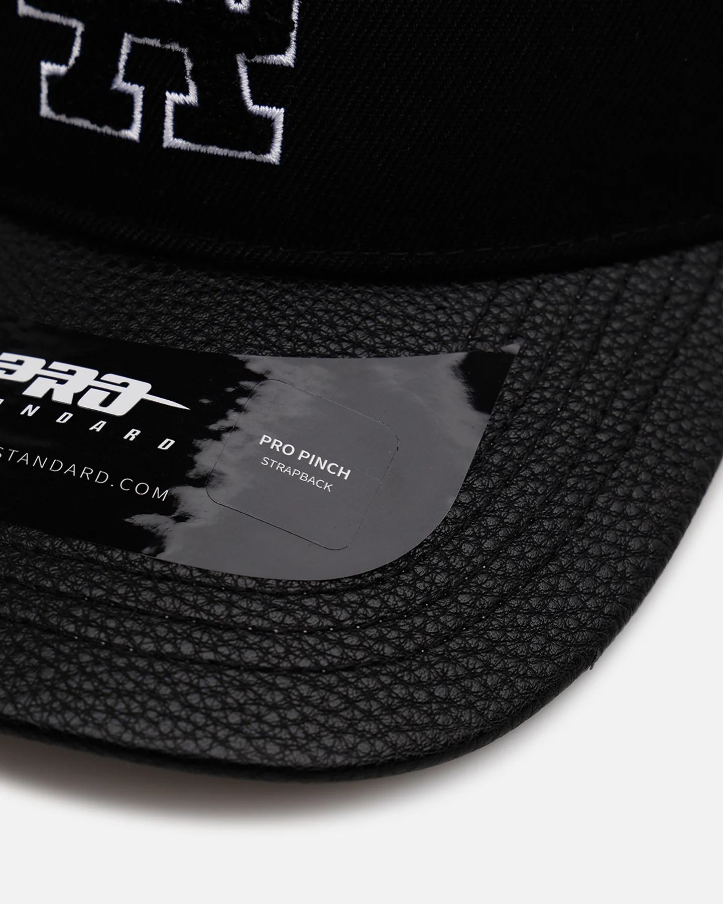 Pro Standard Los Angeles Dodgers 'Black Chenille' Pro Pinch Strapback Black - Image 2