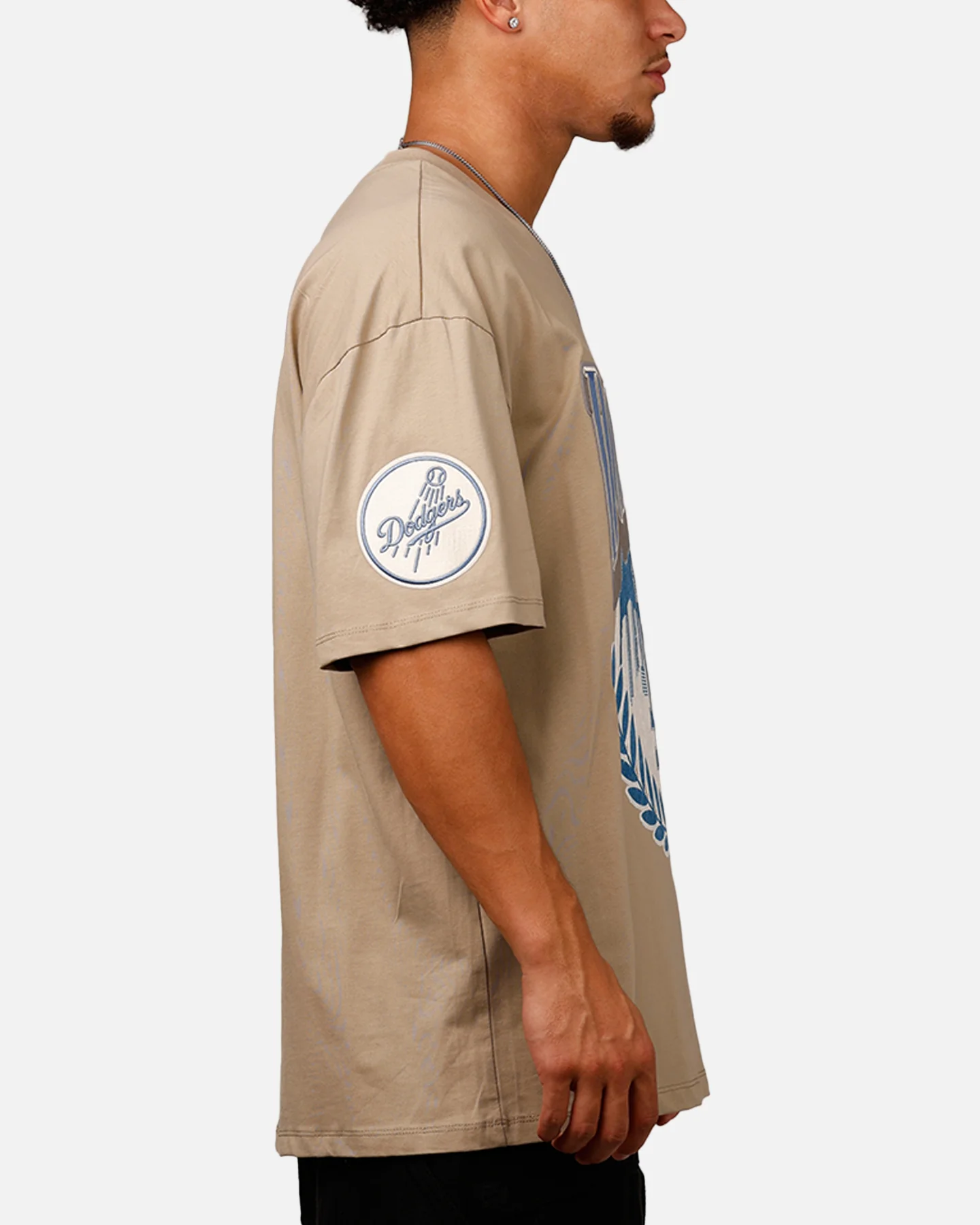 Pro Standard Los Angeles Dodgers 'Dodgers Tapestry' T-Shirt Taupe - Image 4