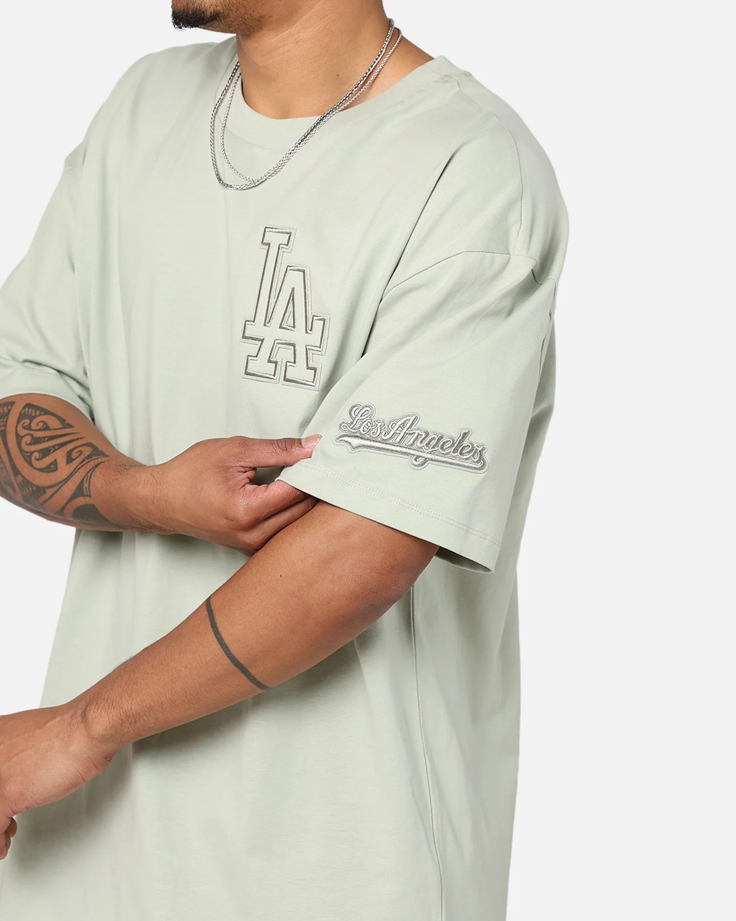 Pro Standard Los Angeles Dodgers Drop Shoulder T-Shirt Moss - Image 9